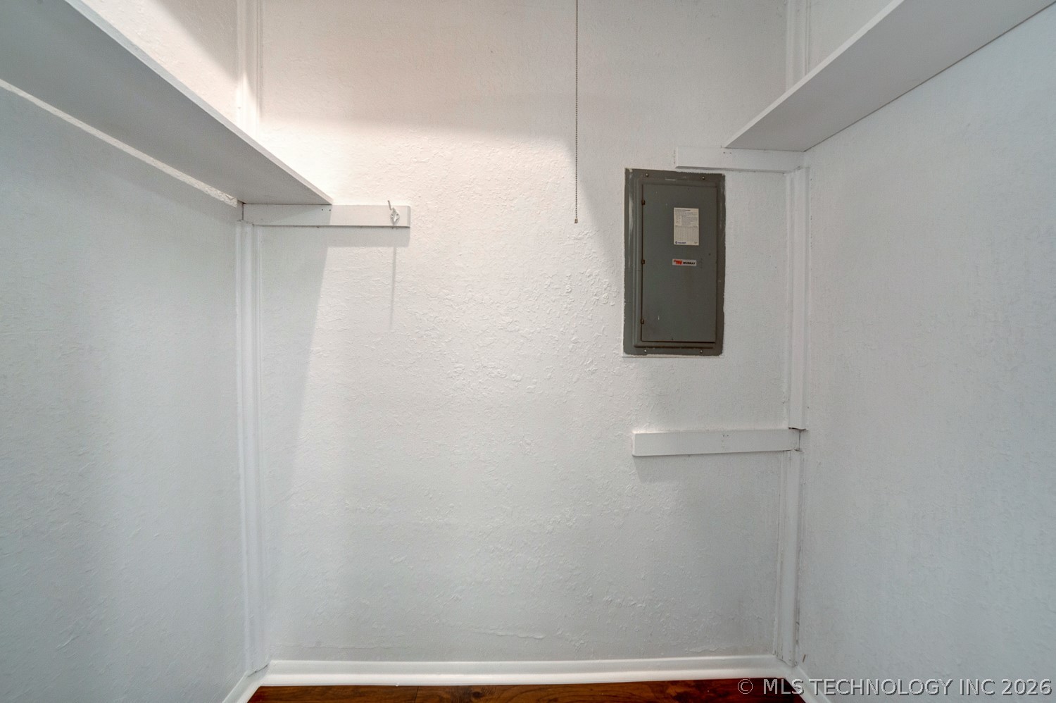 10912 E 16th Street Property Photo 14