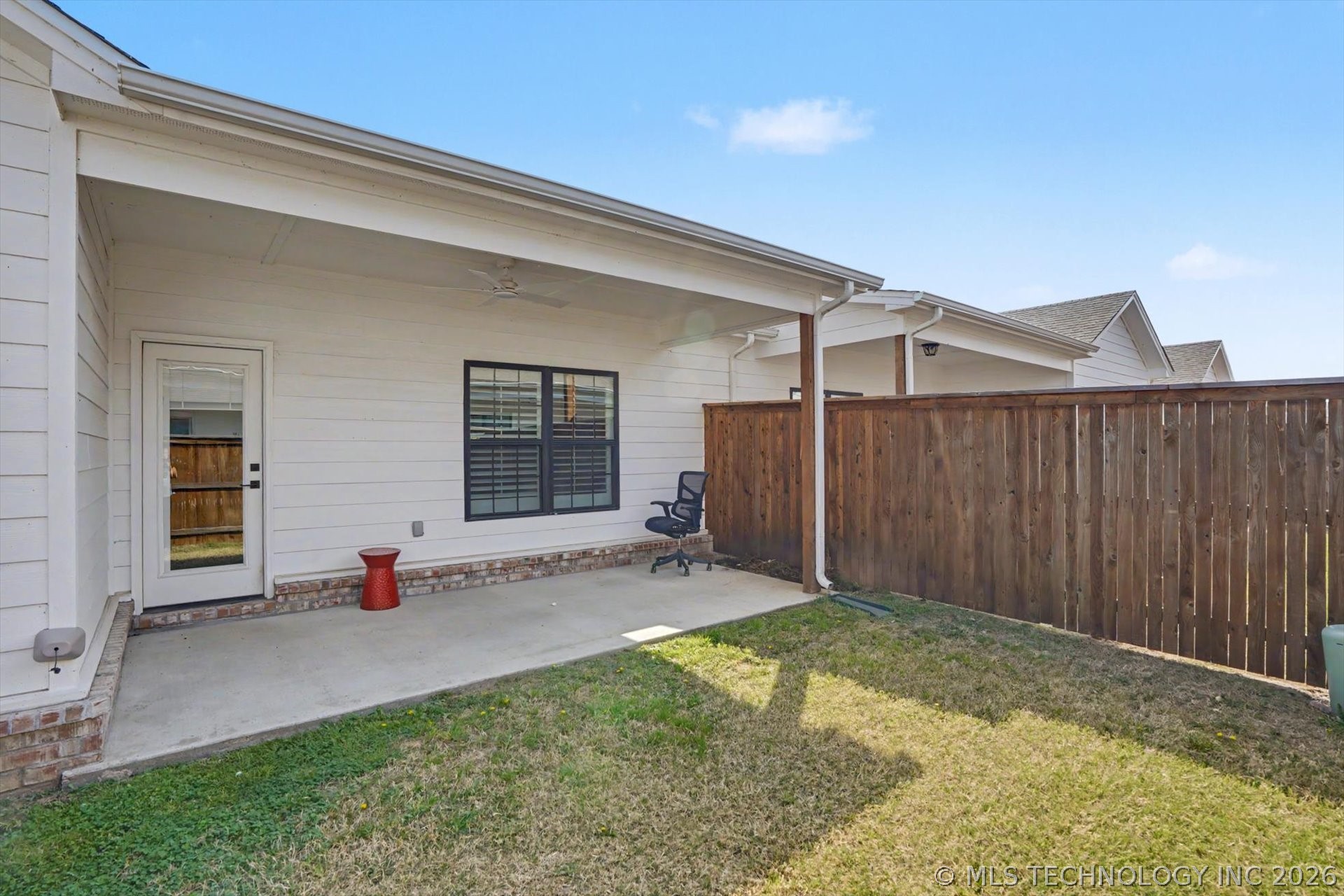 1926 W Imperial Street Property Photo 33