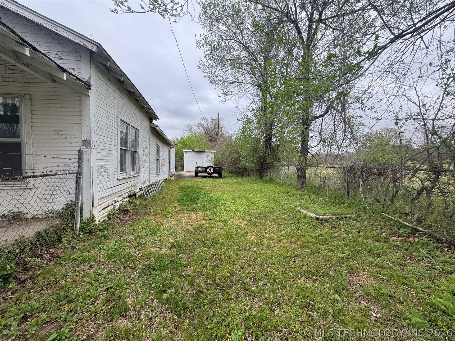 4910 Denison Street Property Photo 17
