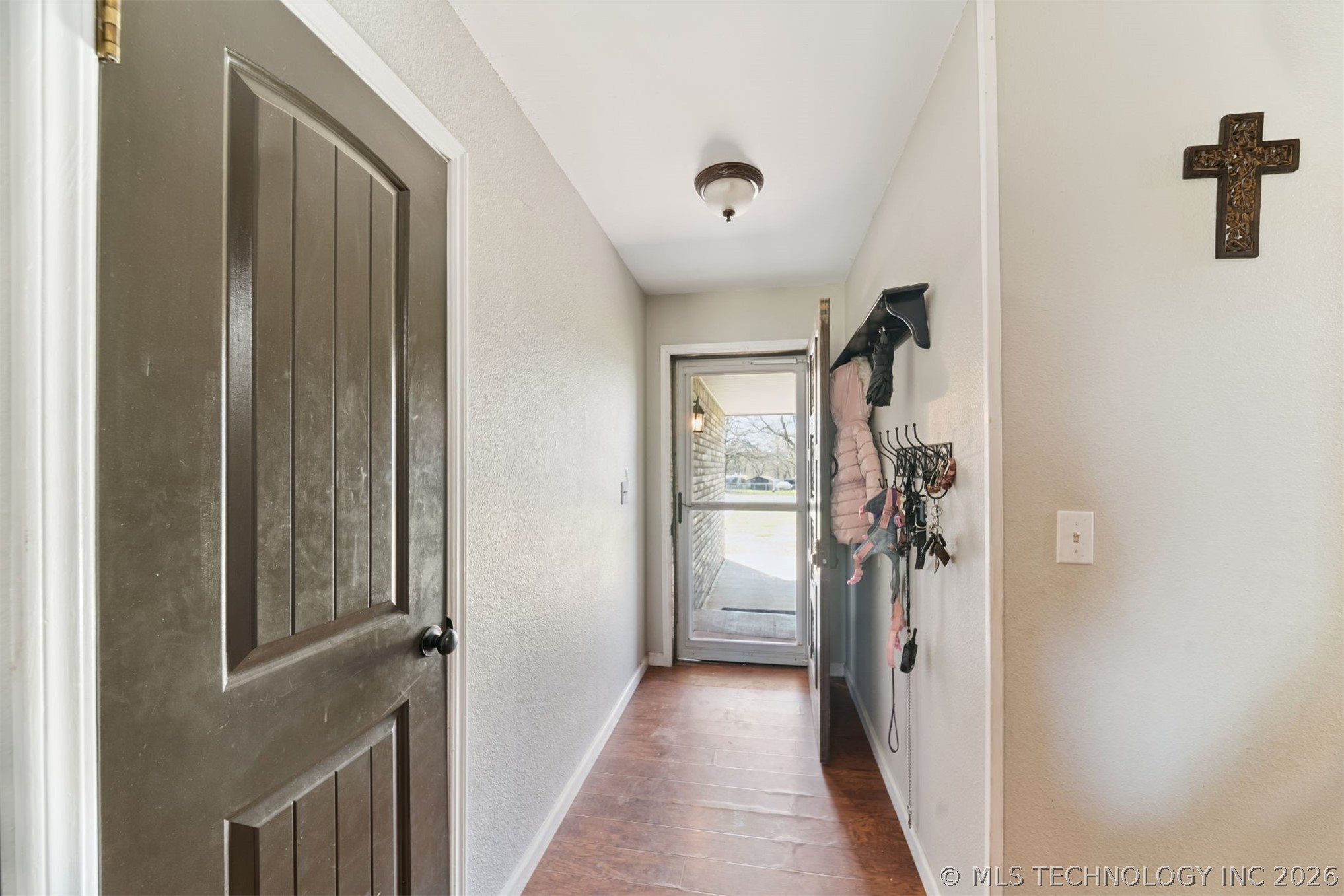 10277 E 2nd Street Property Photo 12