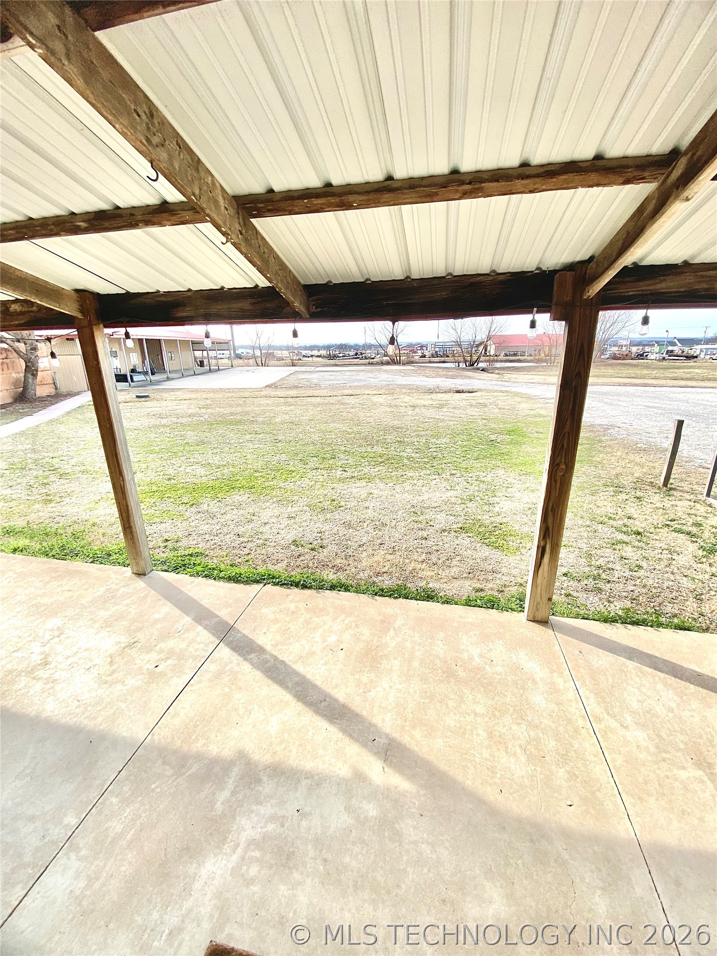 10092 Kennys Trucks Drive Property Photo 17