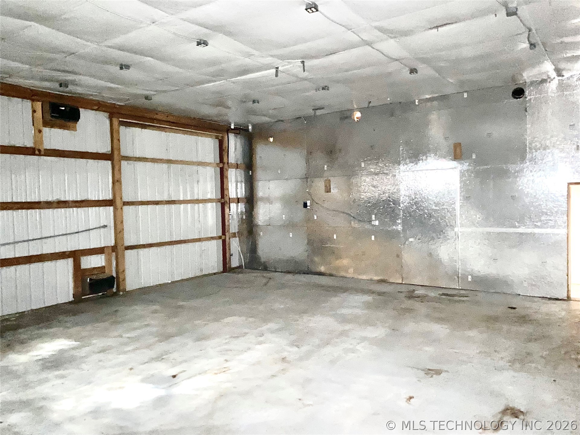 10092 Kennys Trucks Drive Property Photo 40
