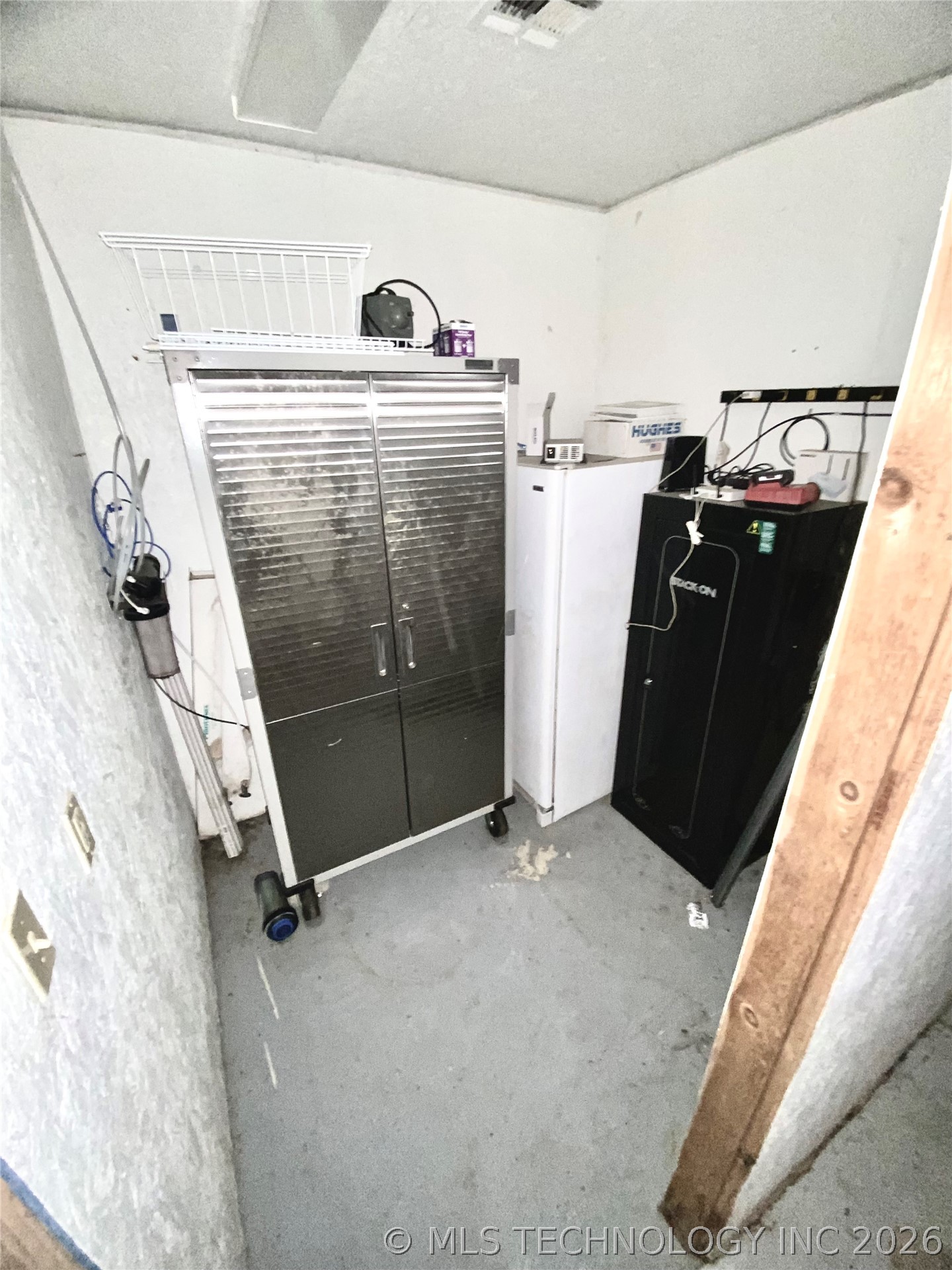 10092 Kennys Trucks Drive Property Photo 44