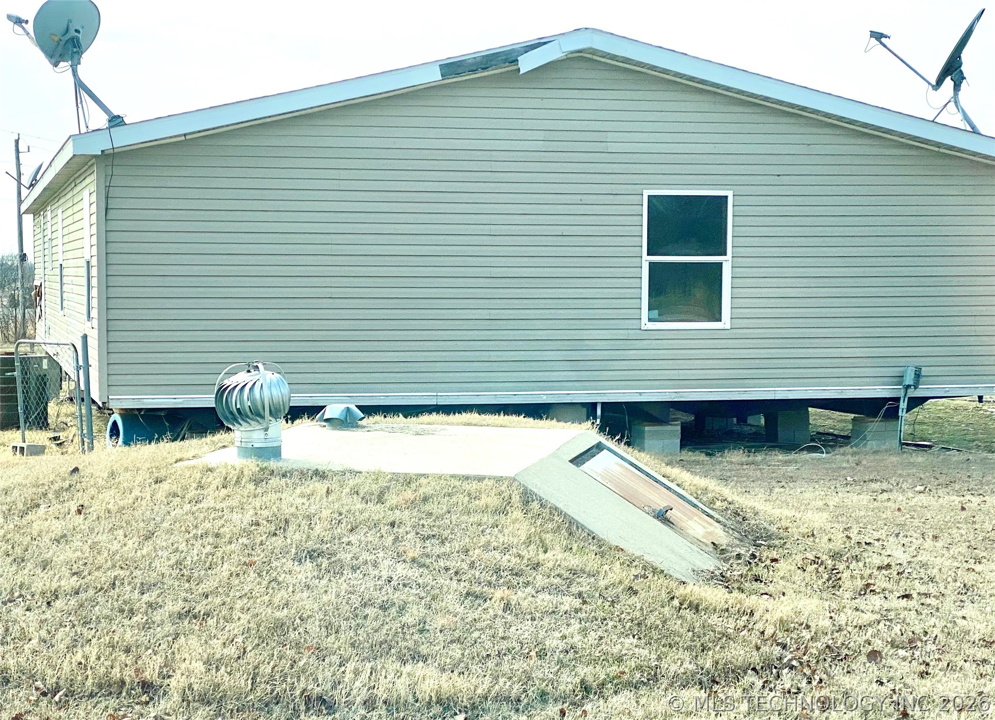 10092 Kennys Trucks Drive Property Photo 59