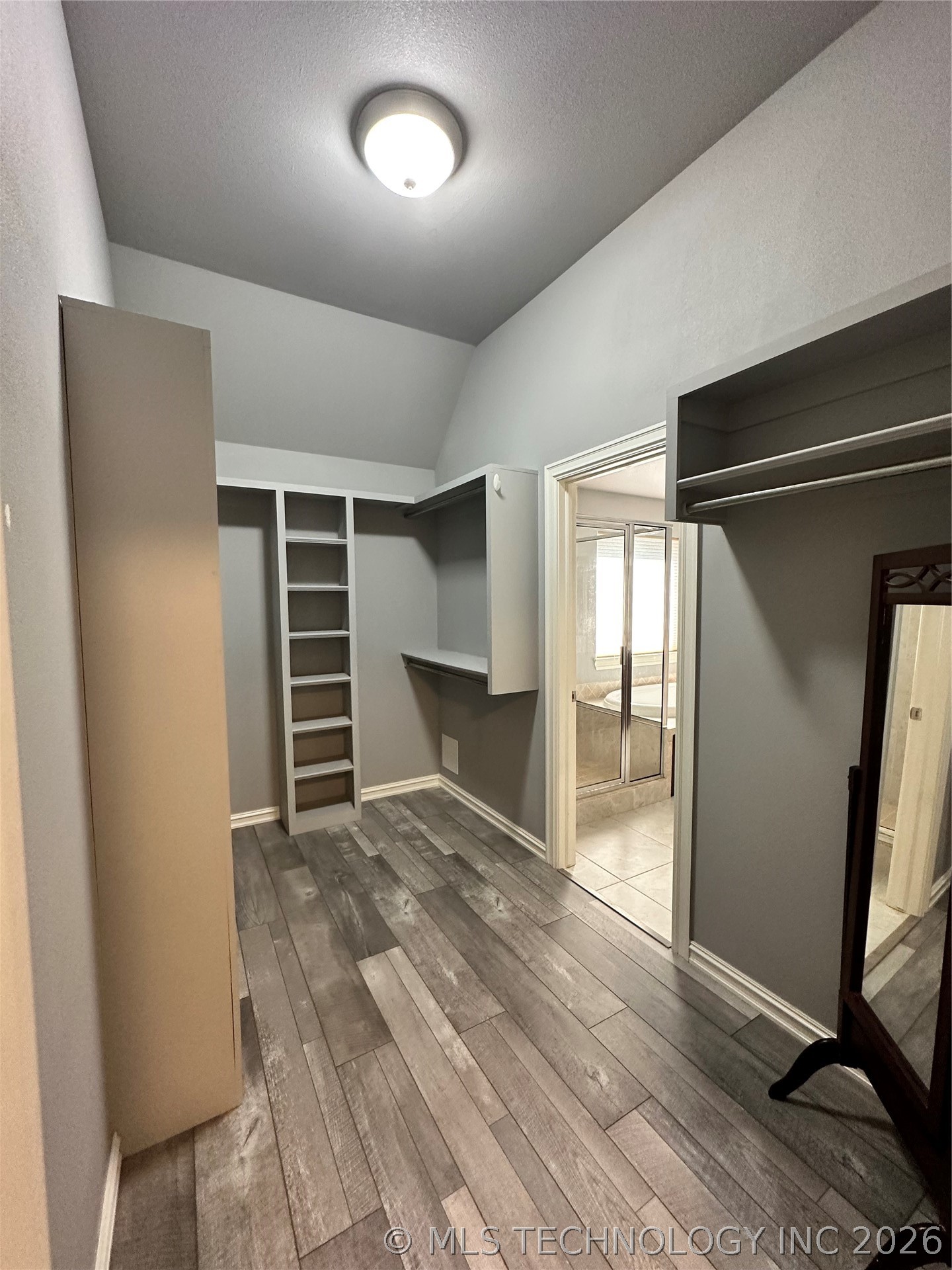 1419 W Boston Place Property Photo 14