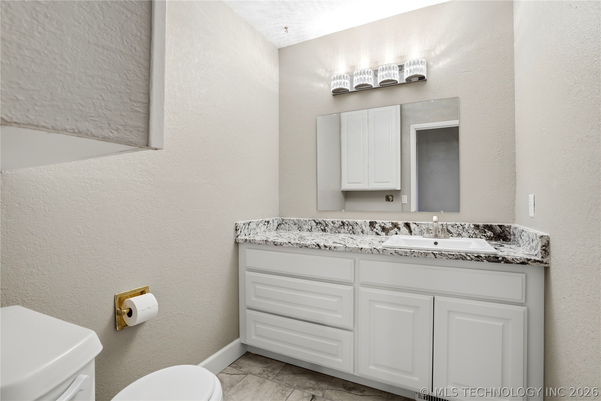 802 E Seneca Property Photo 31