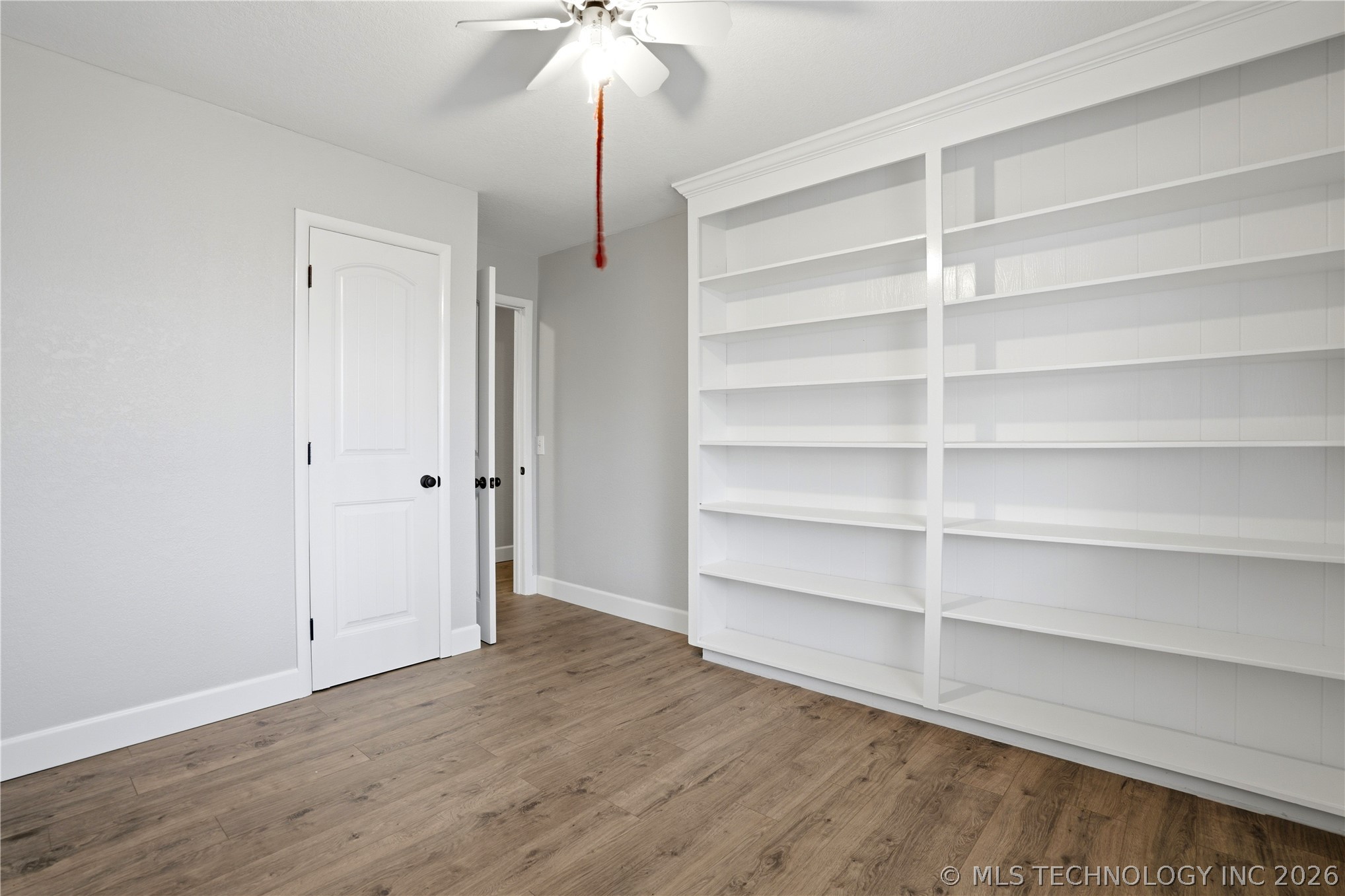 802 E Seneca Property Photo 34