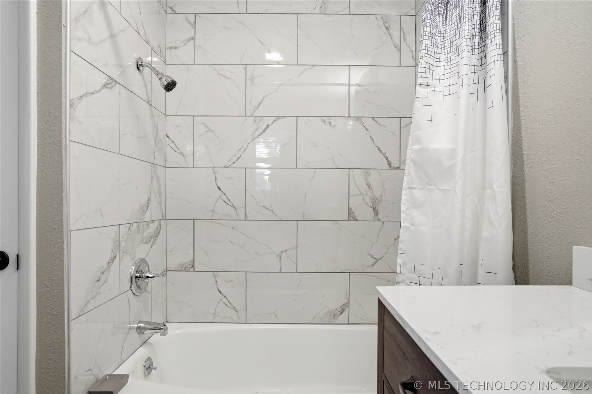 802 E Seneca Property Photo 37