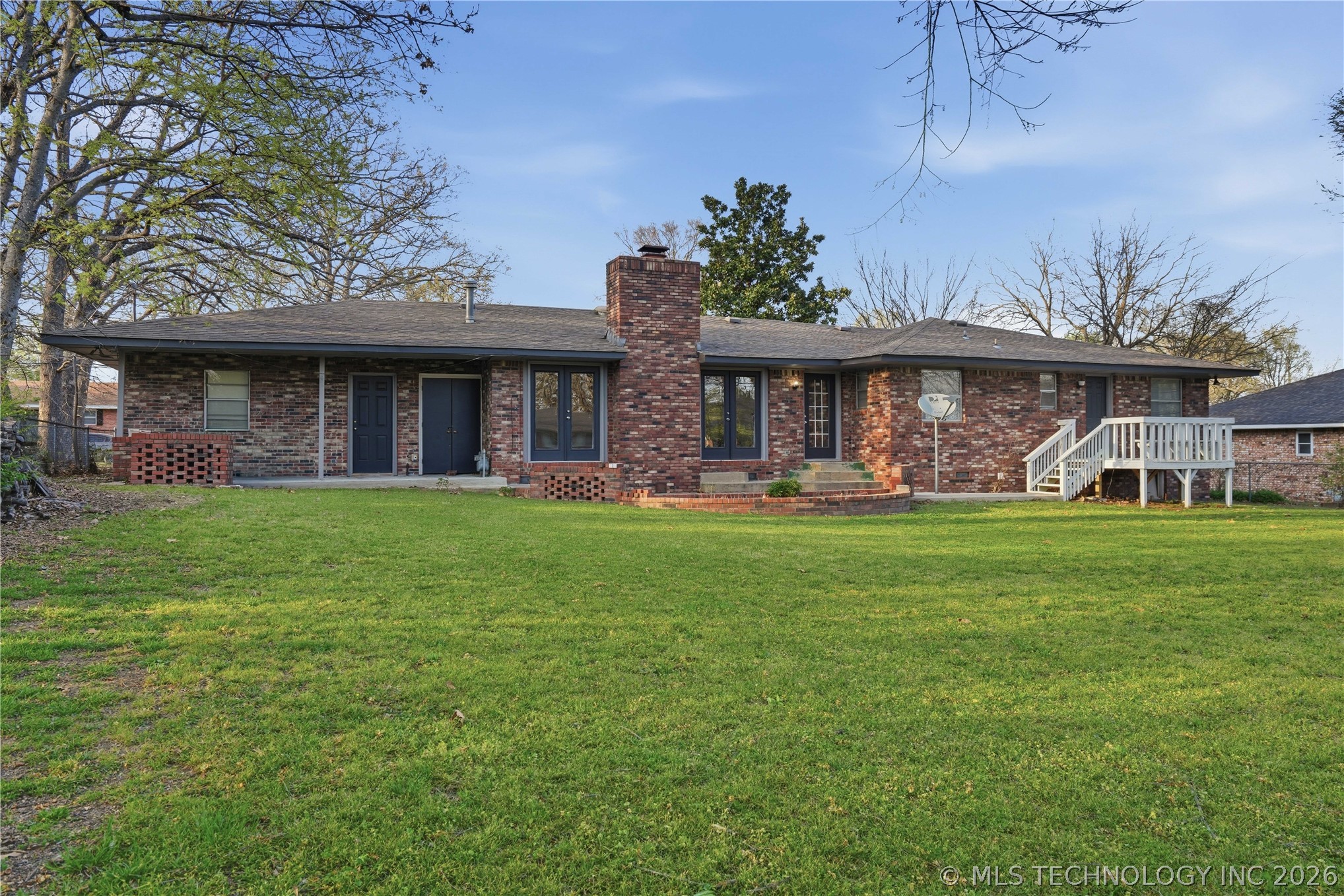 802 E Seneca Property Photo 50