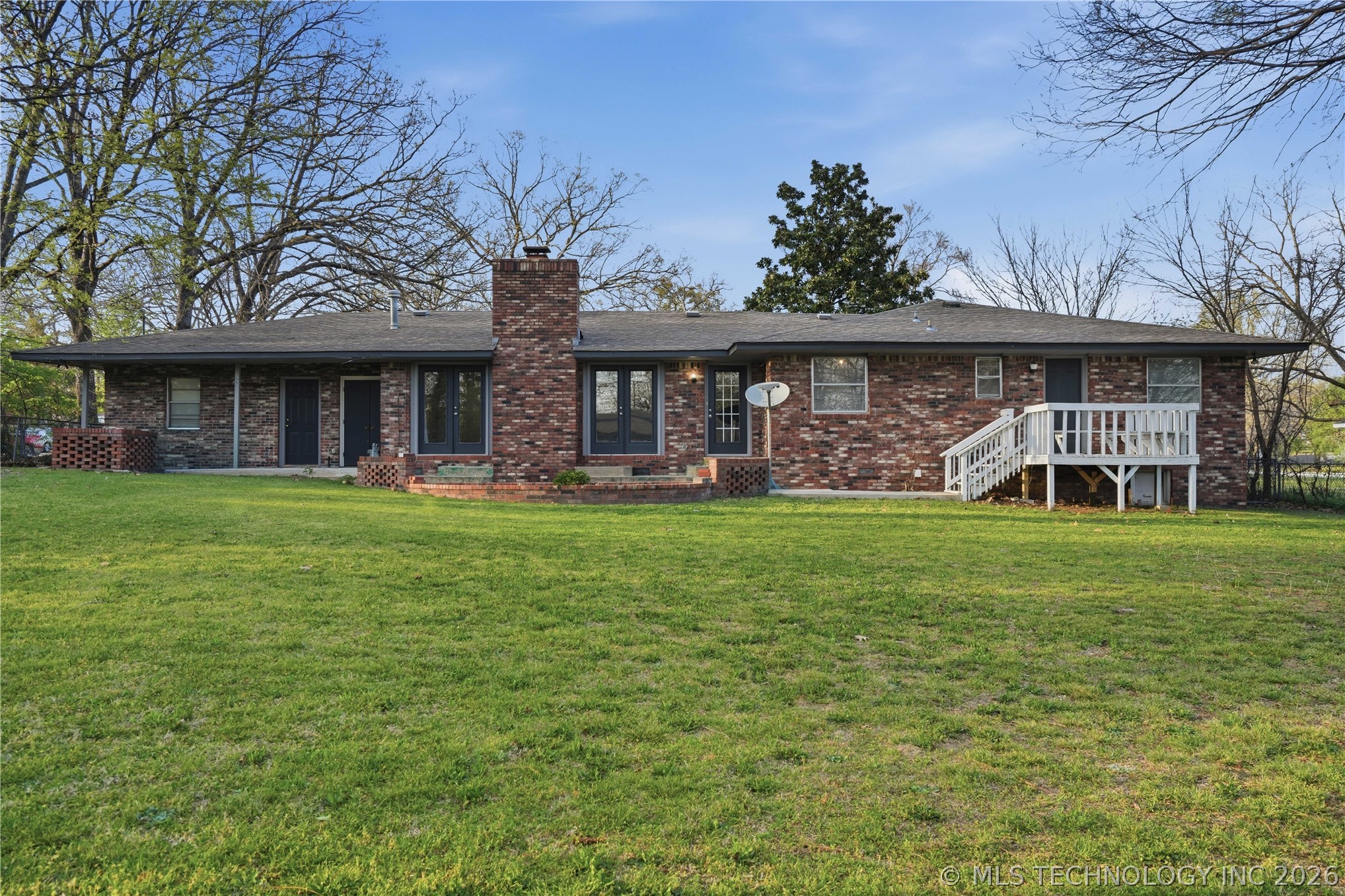 802 E Seneca Property Photo 51