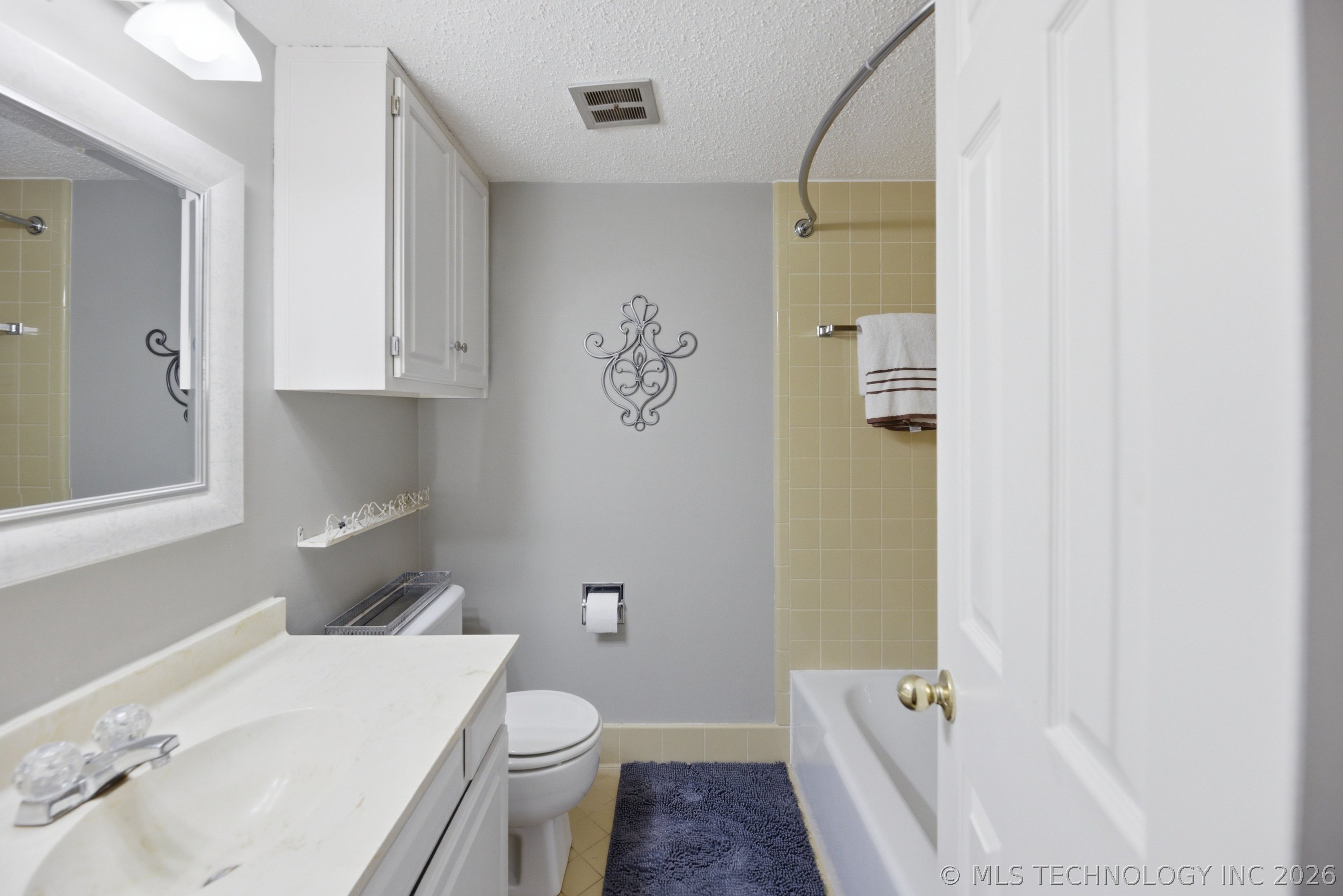 4335 Lakewood Avenue Property Photo 16