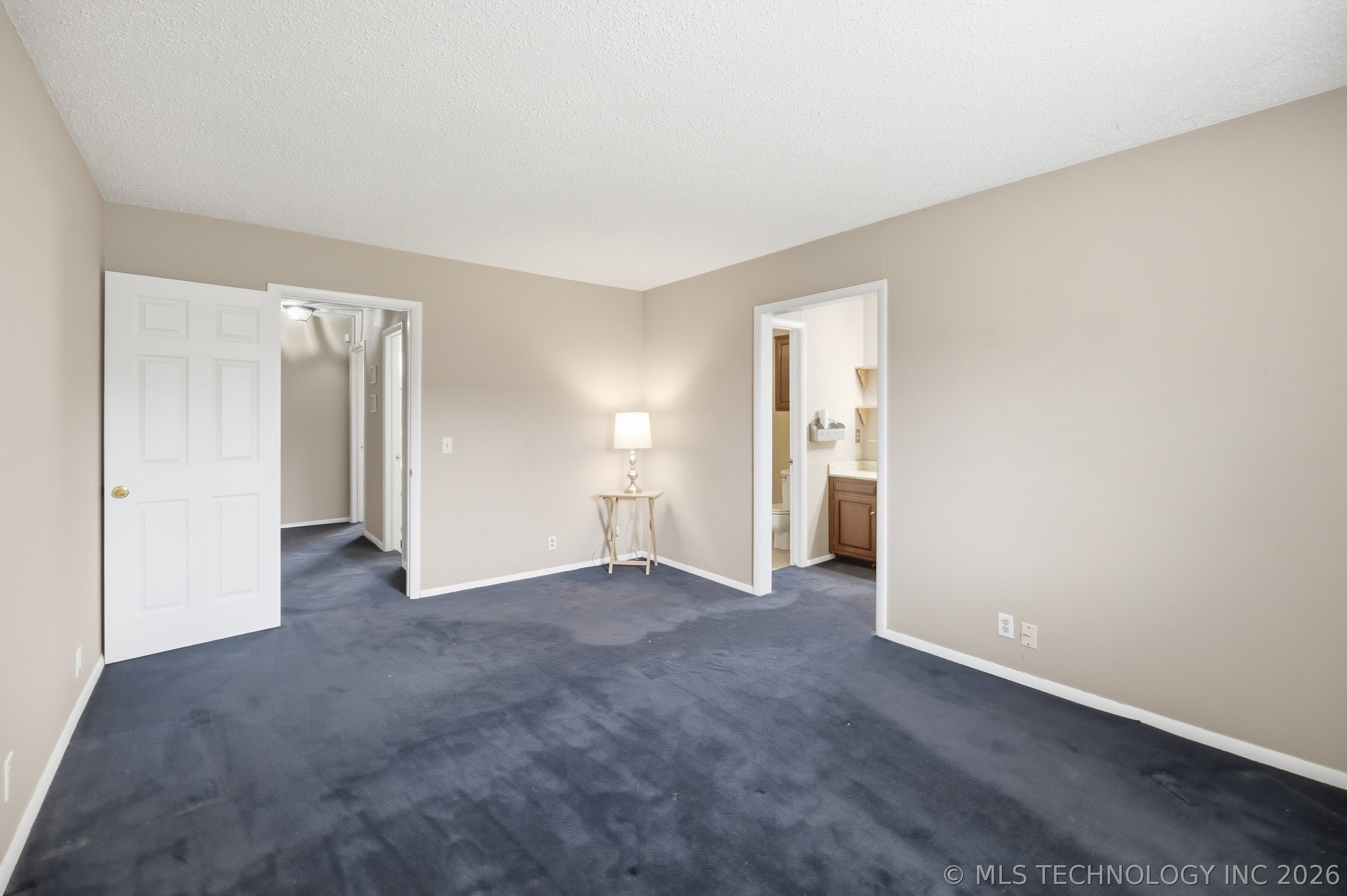 4335 Lakewood Avenue Property Photo 28