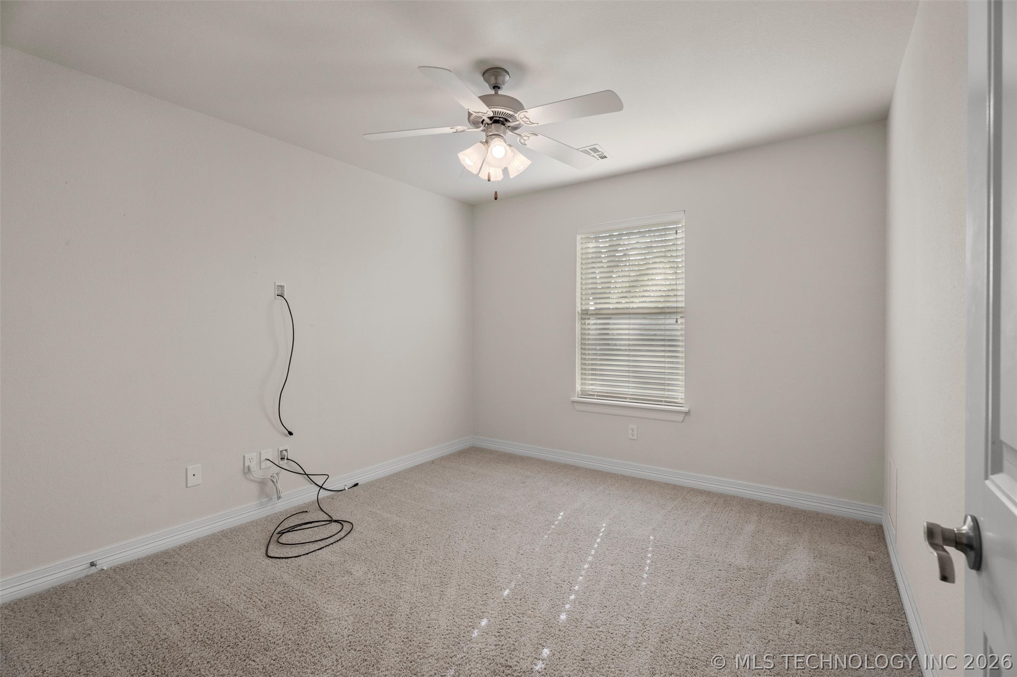 5800 Tower Court Property Photo 33
