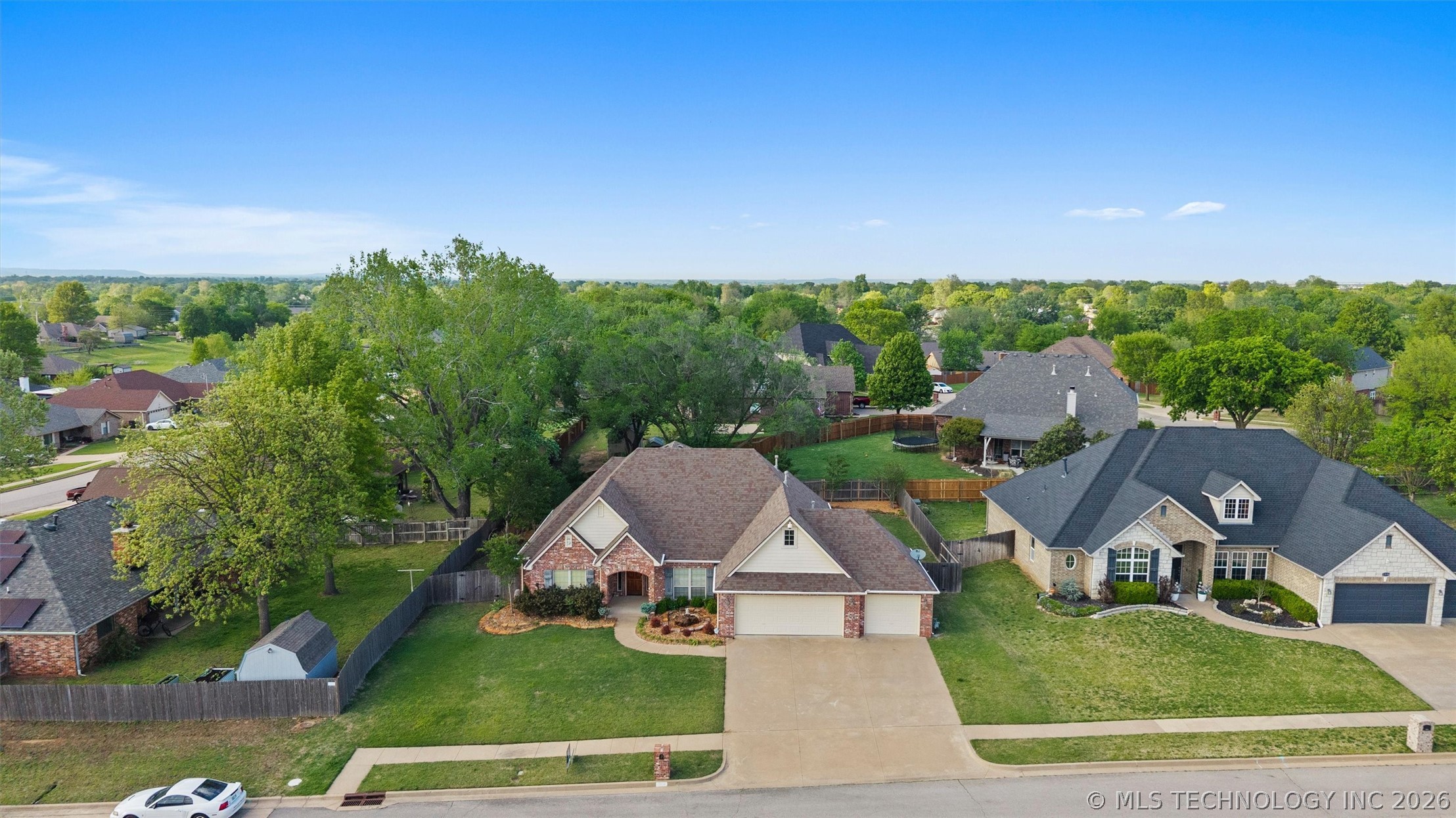 5800 Tower Court Property Photo 45
