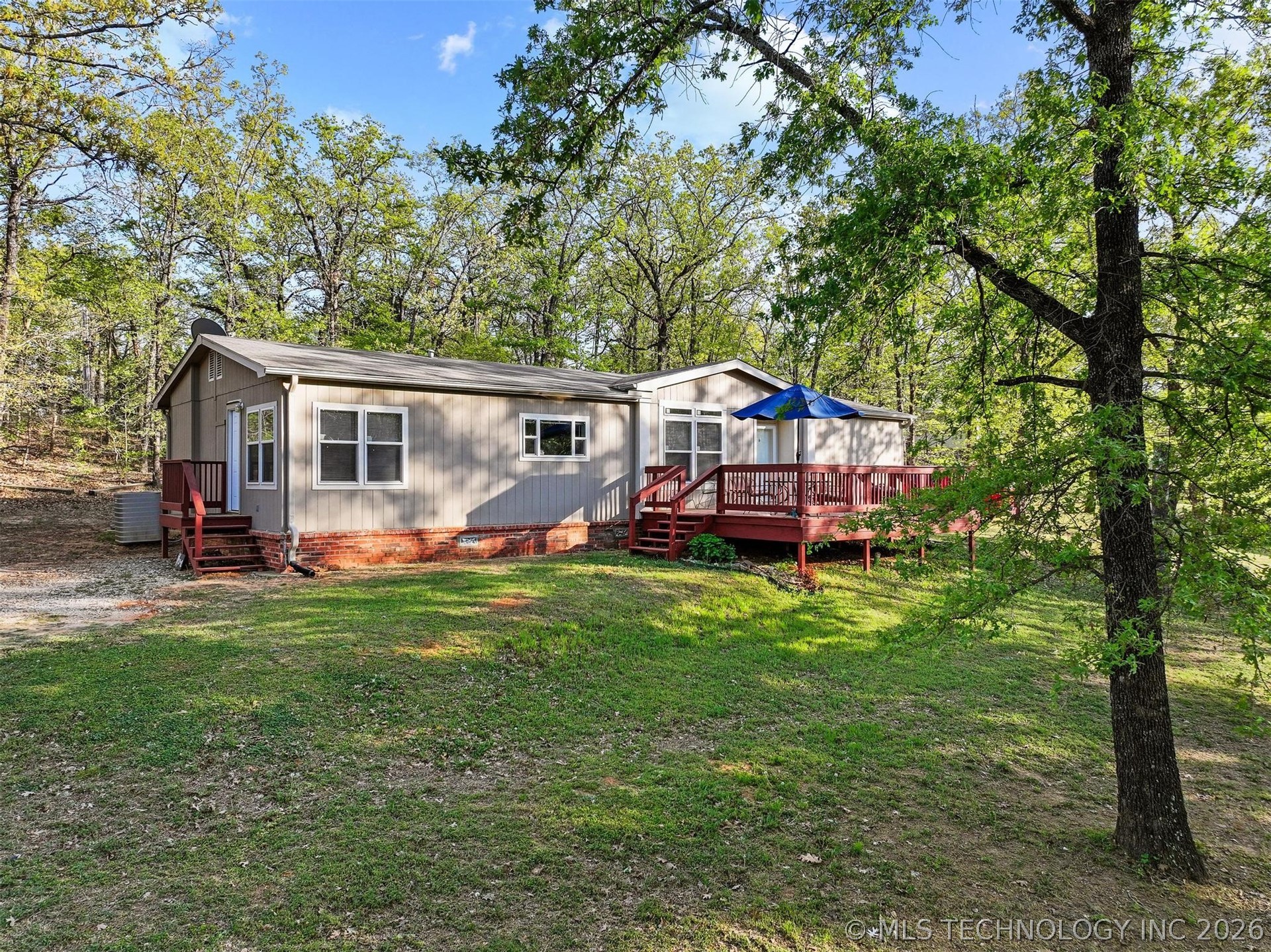 10631 Vacation Drive Property Photo 1
