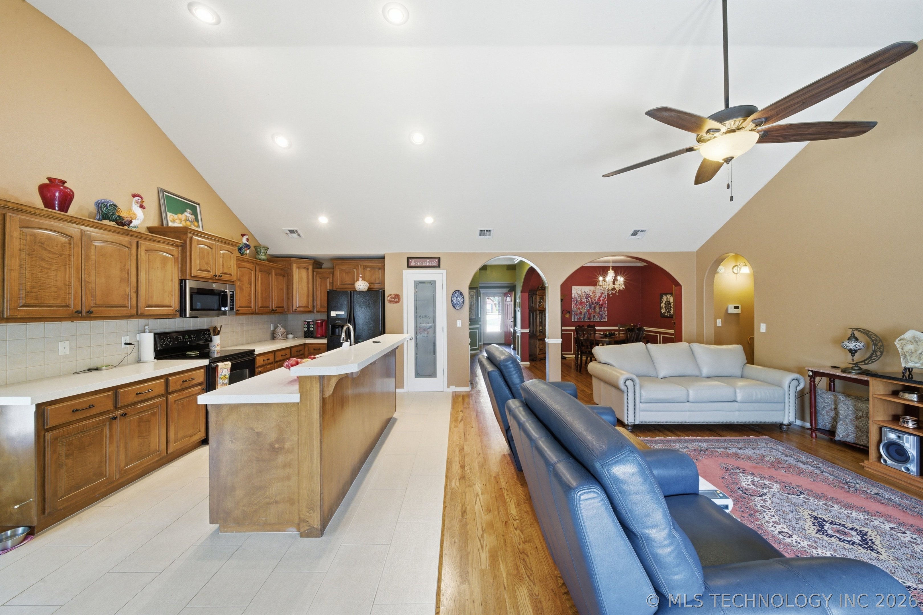 2015 W 4th Place S Property Photo 10