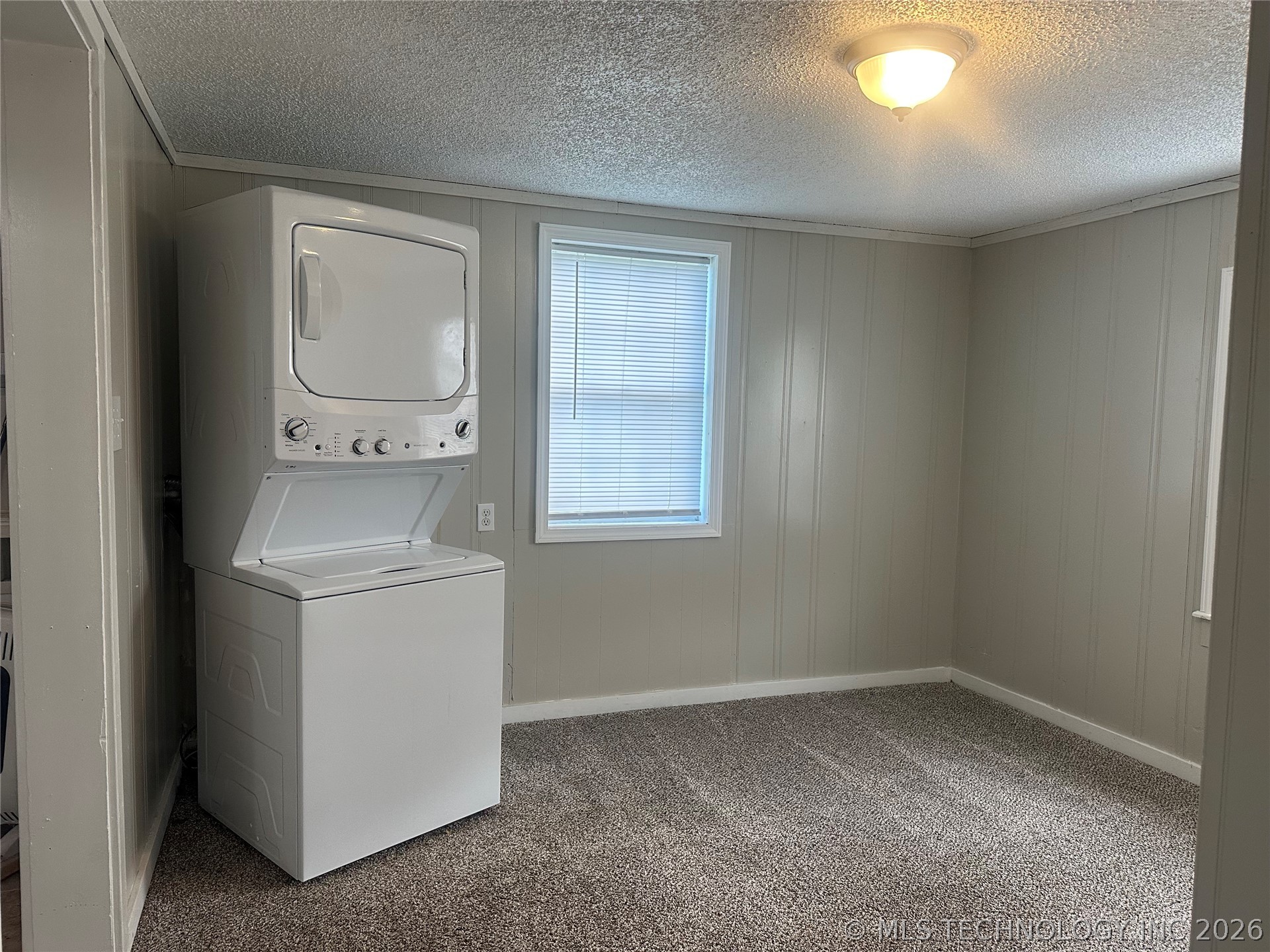 1106 N Sherman Avenue Property Photo 5