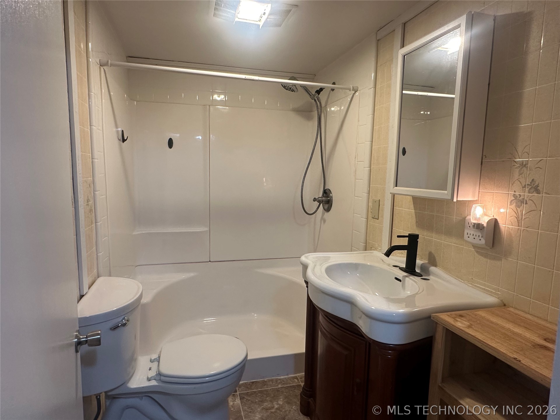 1106 N Sherman Avenue Property Photo 7