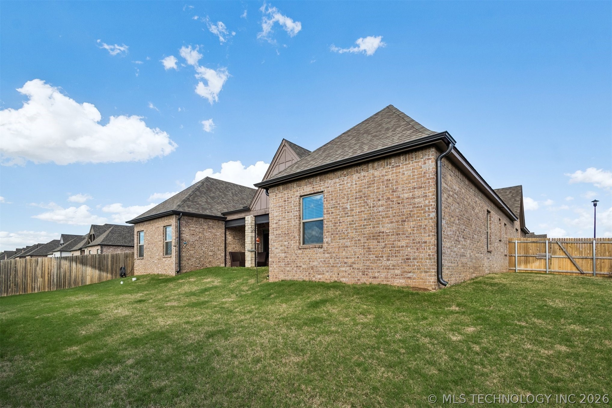 11536 S Primrose Street Property Photo 56
