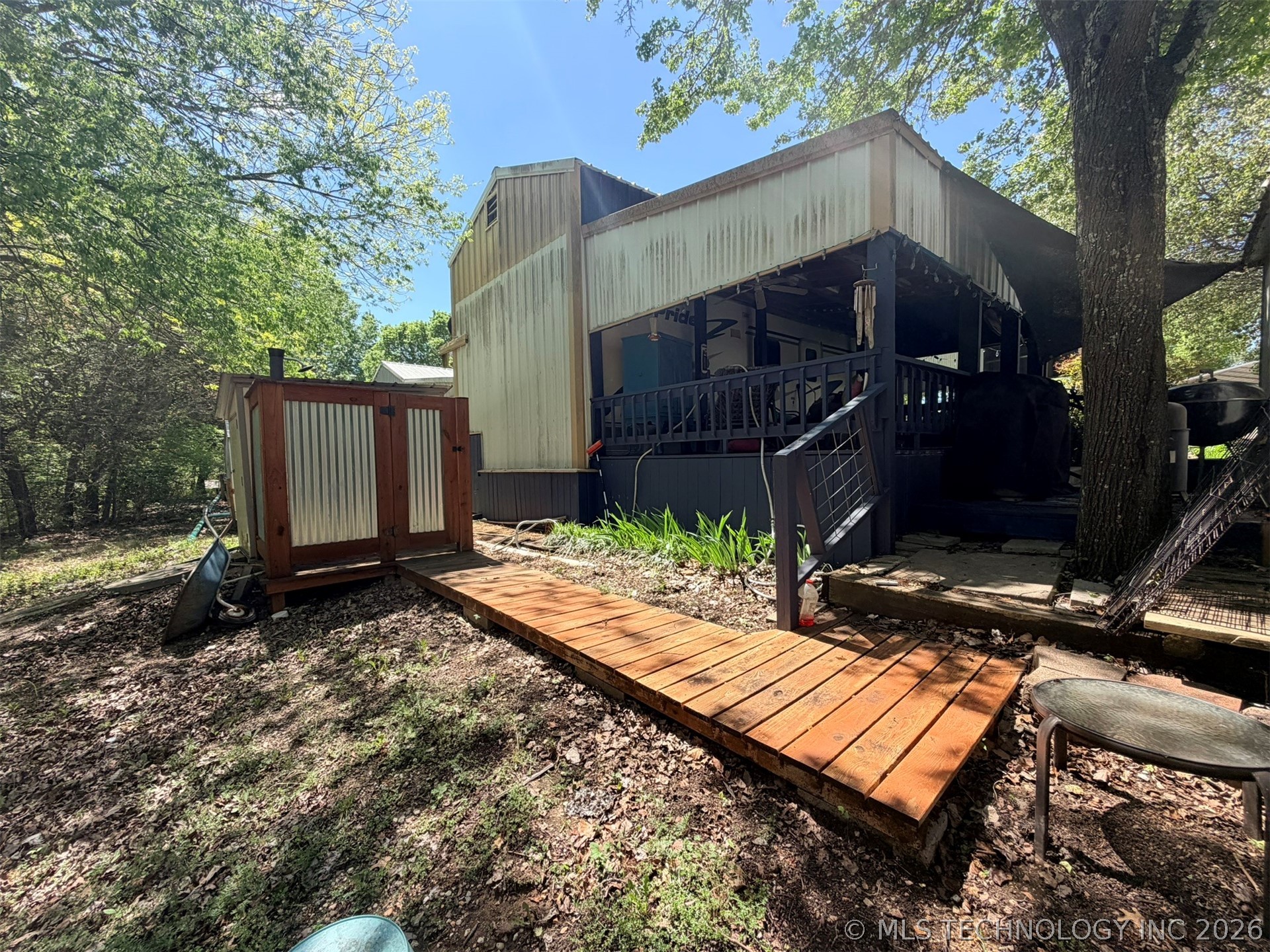 280 Cedar Blue Property Photo 4