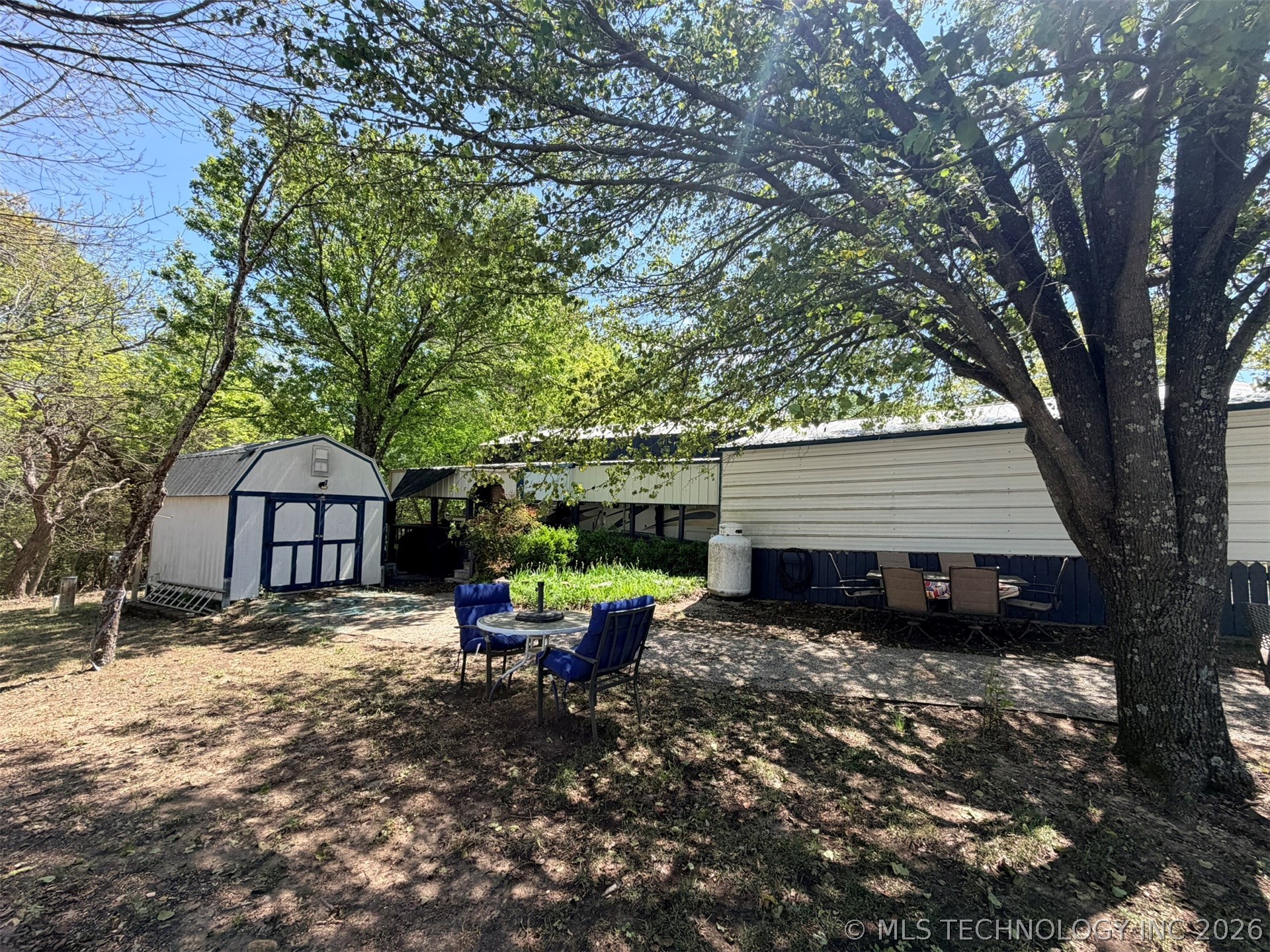 280 Cedar Blue Property Photo 14