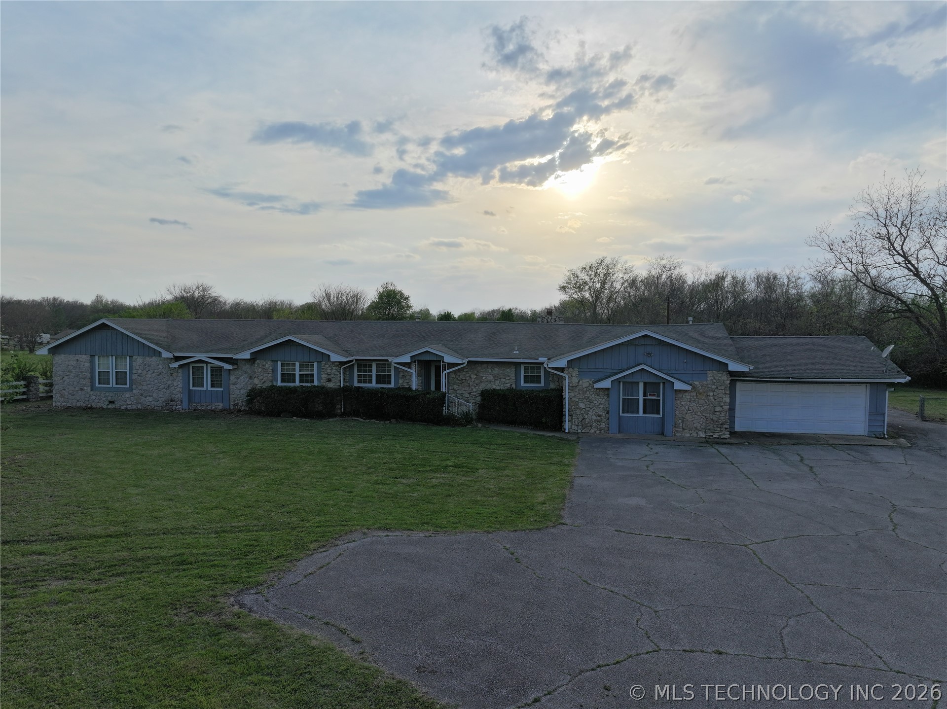 11408 N 129th East Avenue Property Photo 17