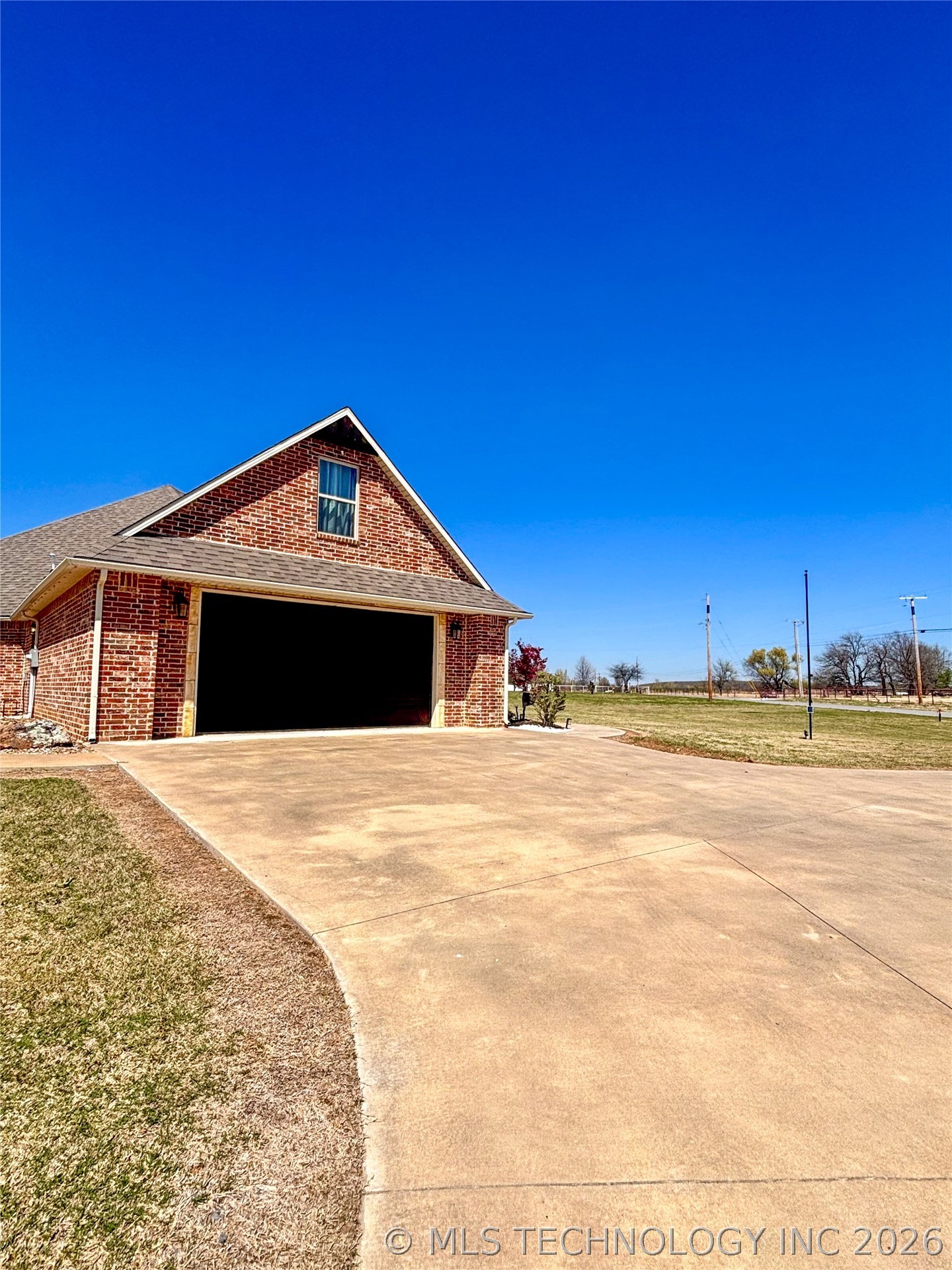 2720 Frink Property Photo 4
