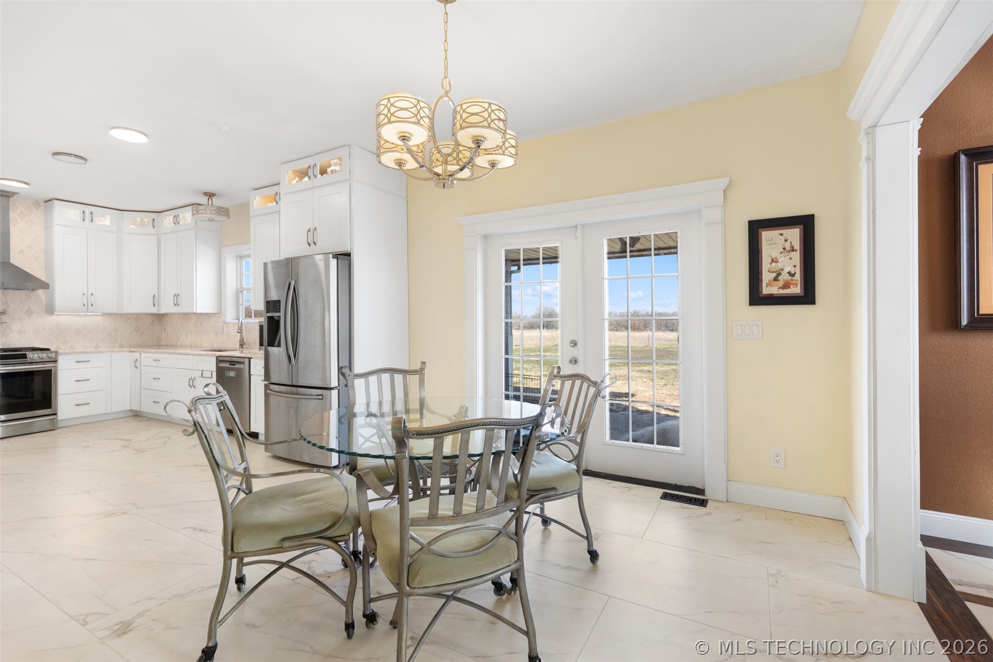 3300 S 4230 Road Property Photo 5