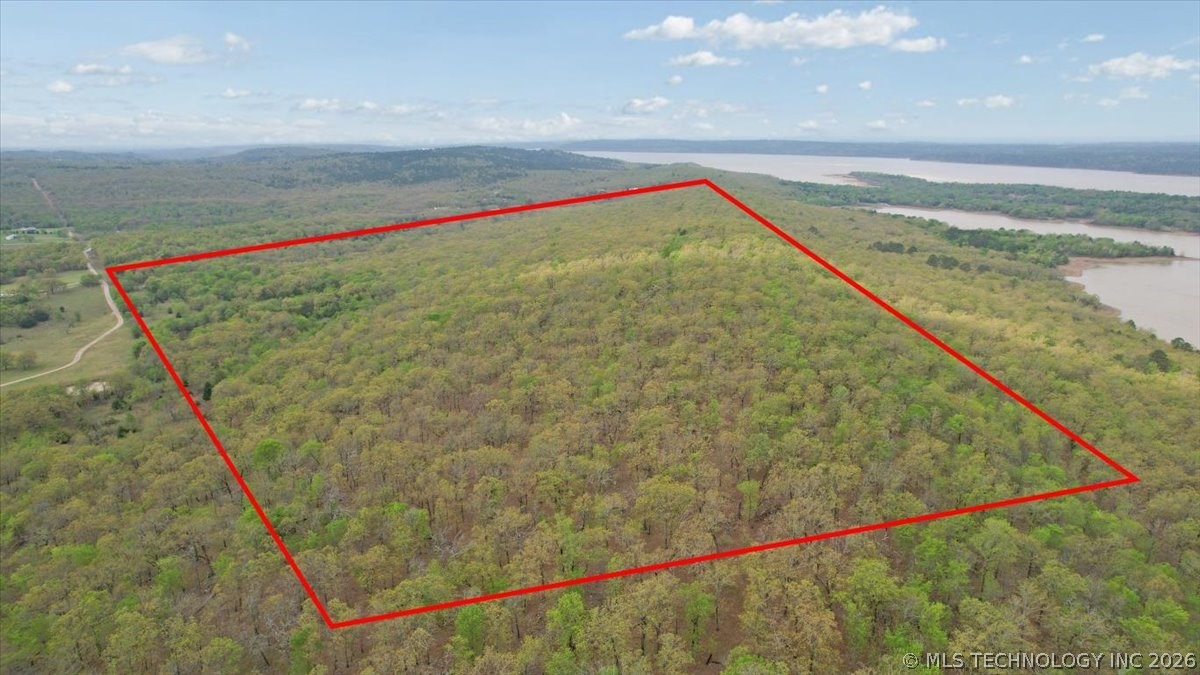 001 E Fred's Fish Camp Road Property Photo 2