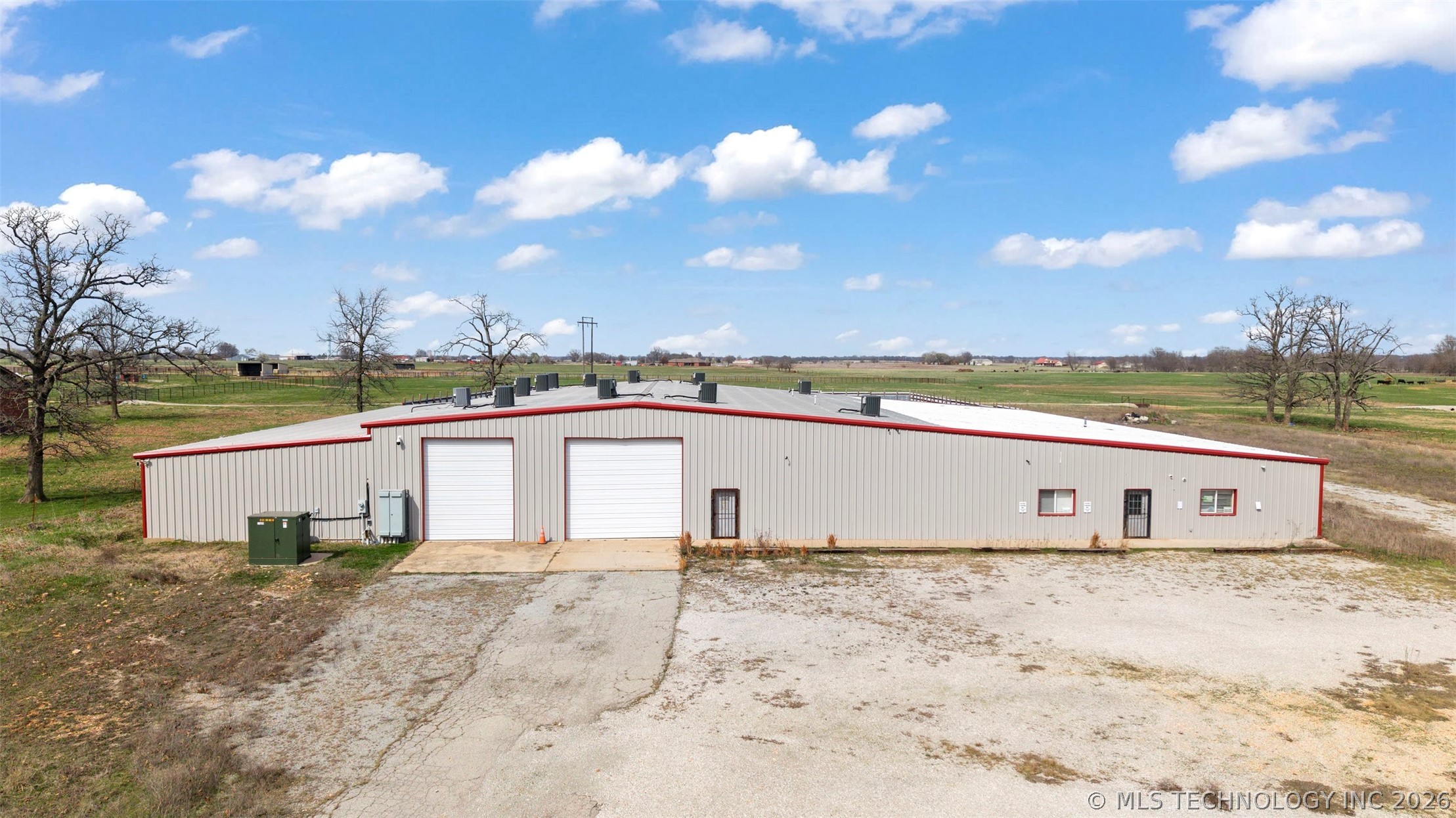 57530 E Us Hwy 59 Property Photo 1