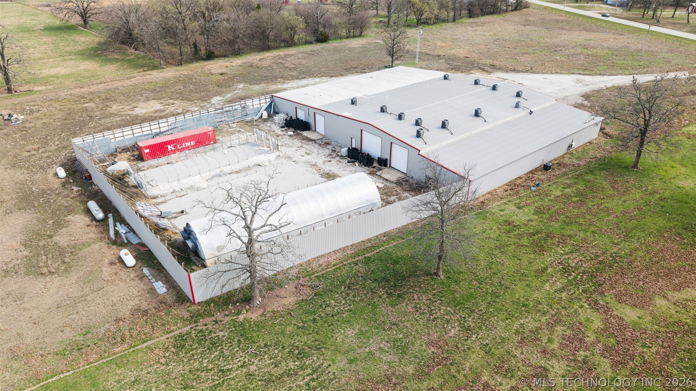 57530 E Us Hwy 59 Property Photo 8