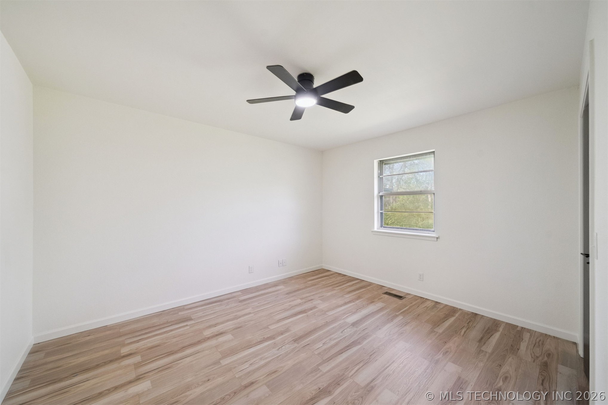 23601 E 79th Street Property Photo 24