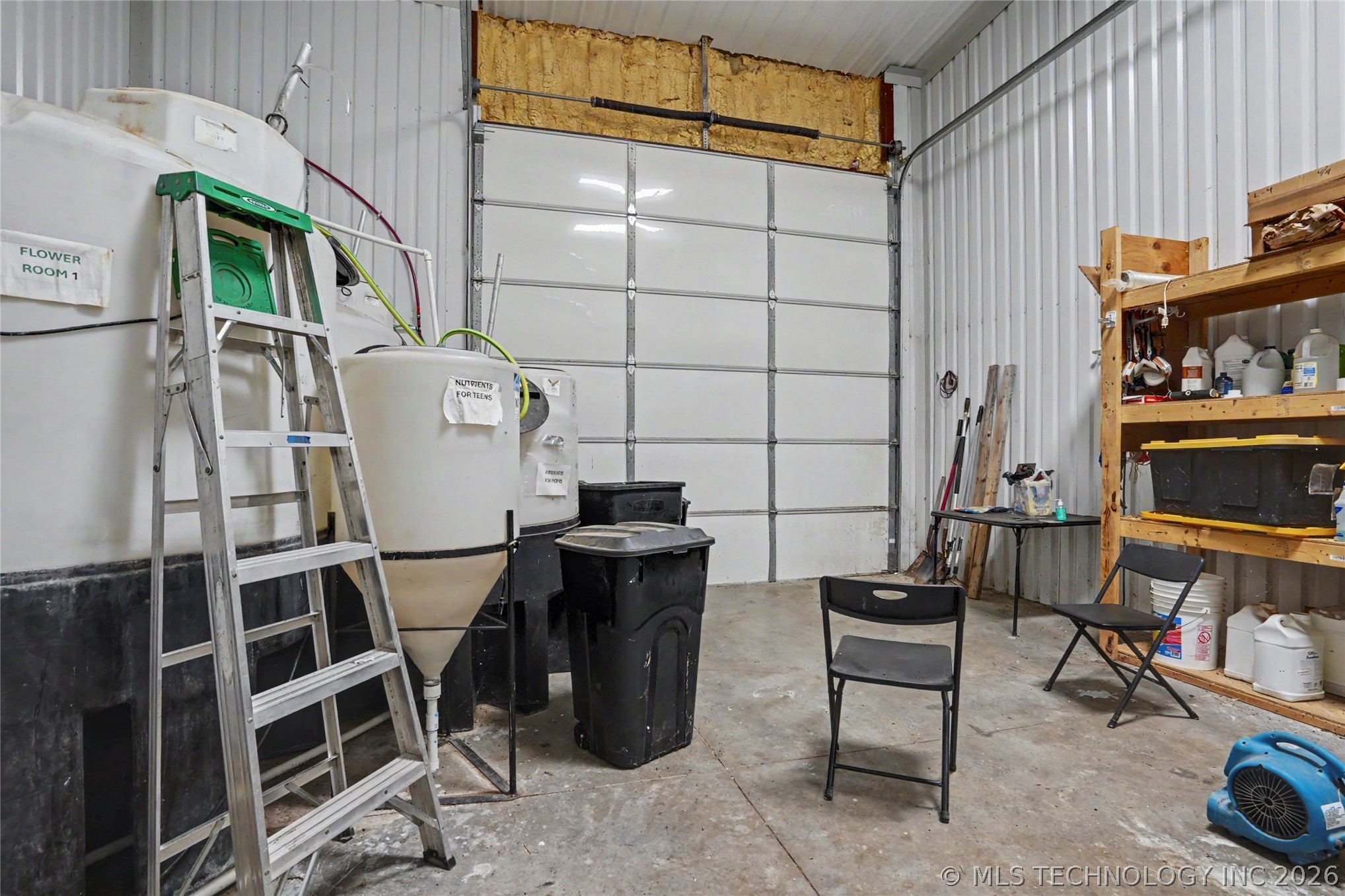 1024 N Broadway Avenue Property Photo 10