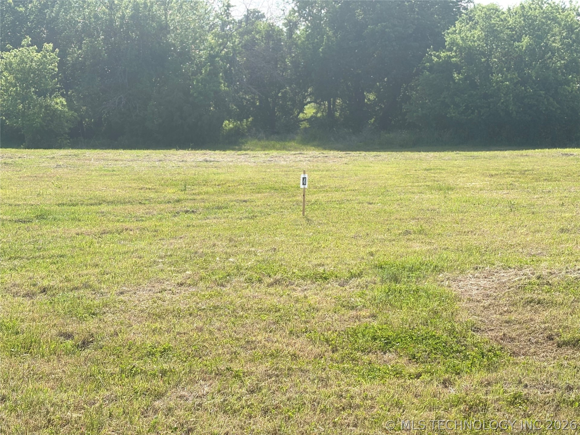 4 Mahard Road Property Photo 1