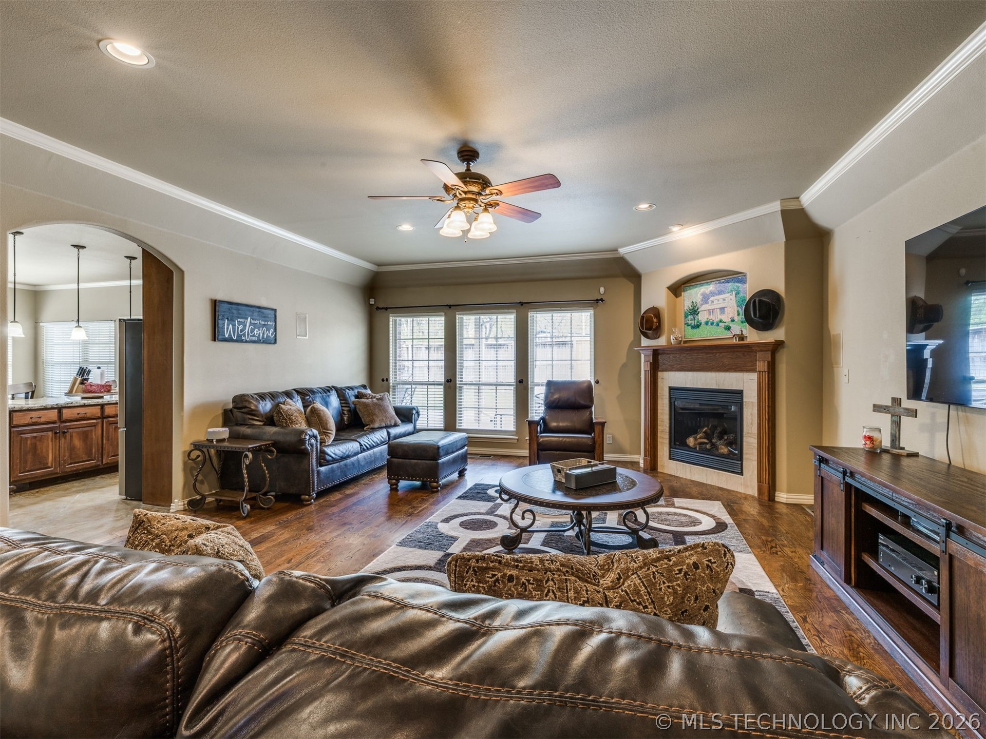 15002 S Justin Avenue Property Photo 6