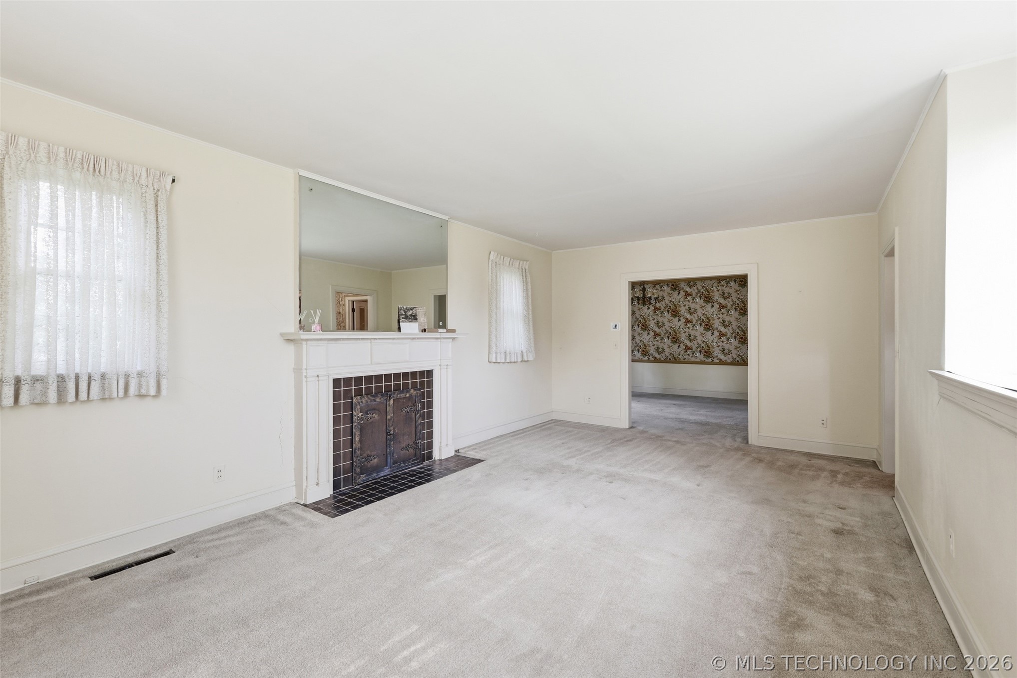 422 S Highland Property Photo 13