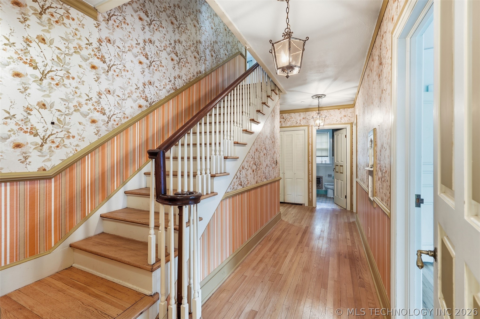 422 S Highland Property Photo 16