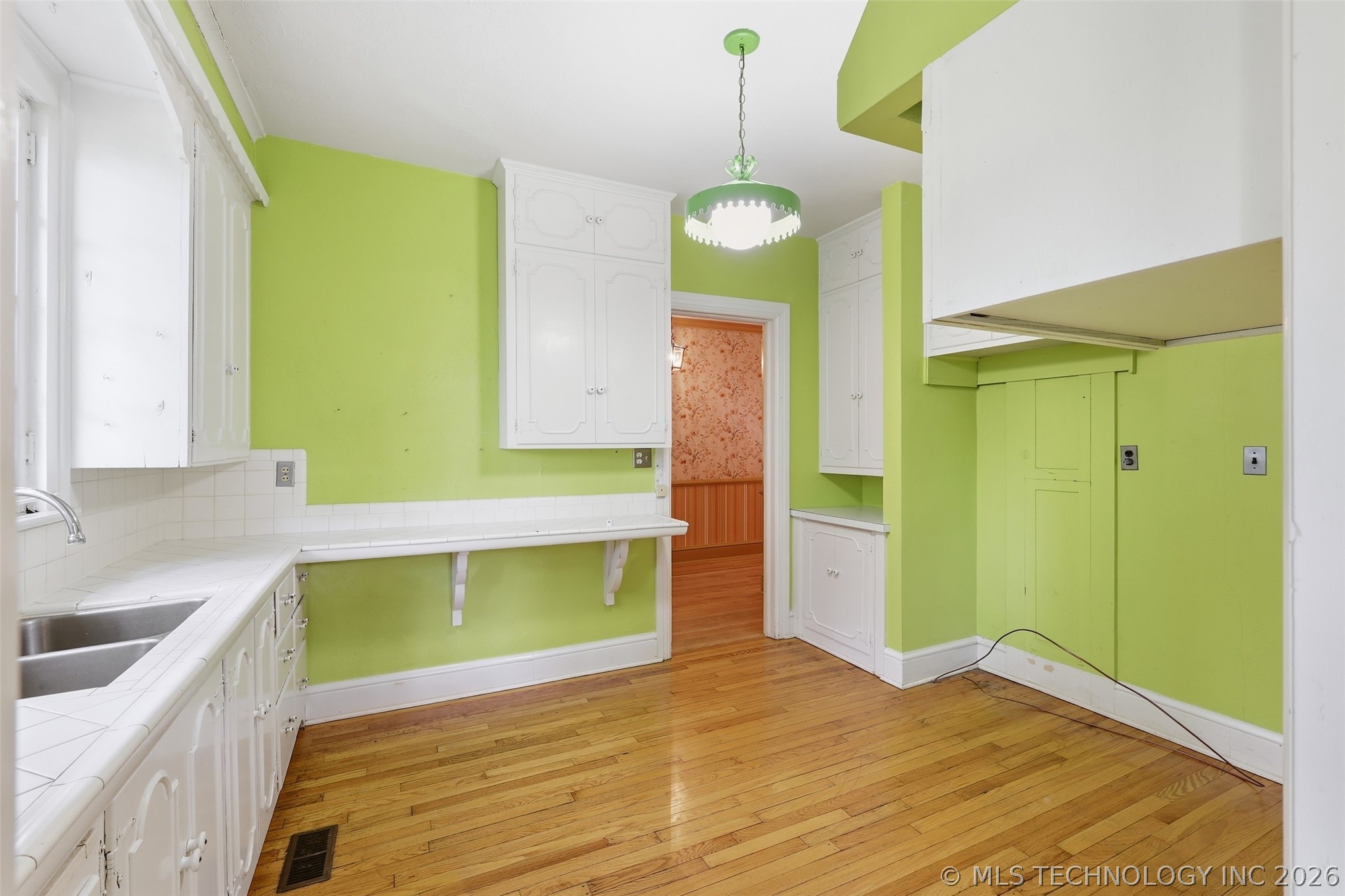 422 S Highland Property Photo 24