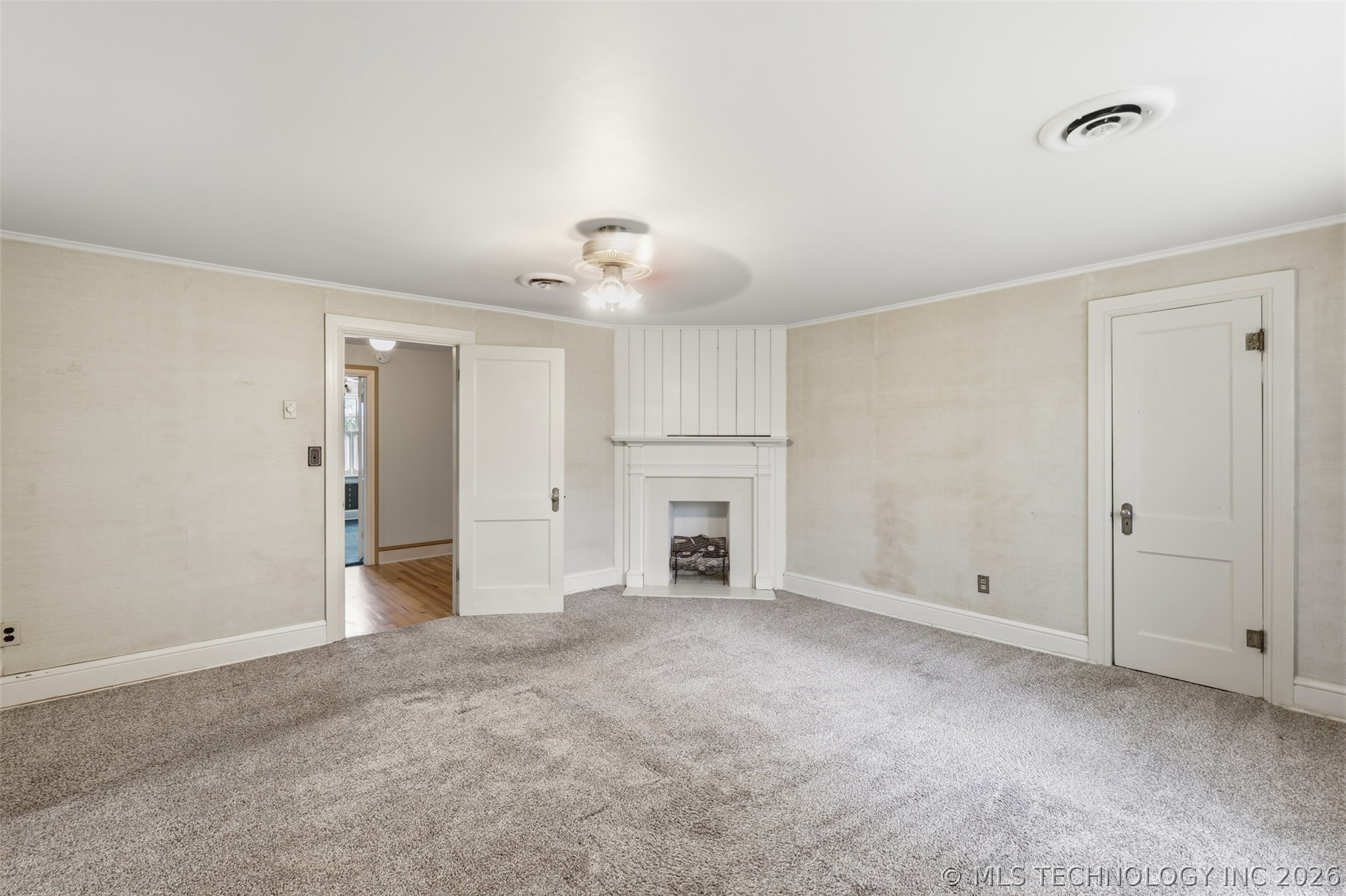 422 S Highland Property Photo 33