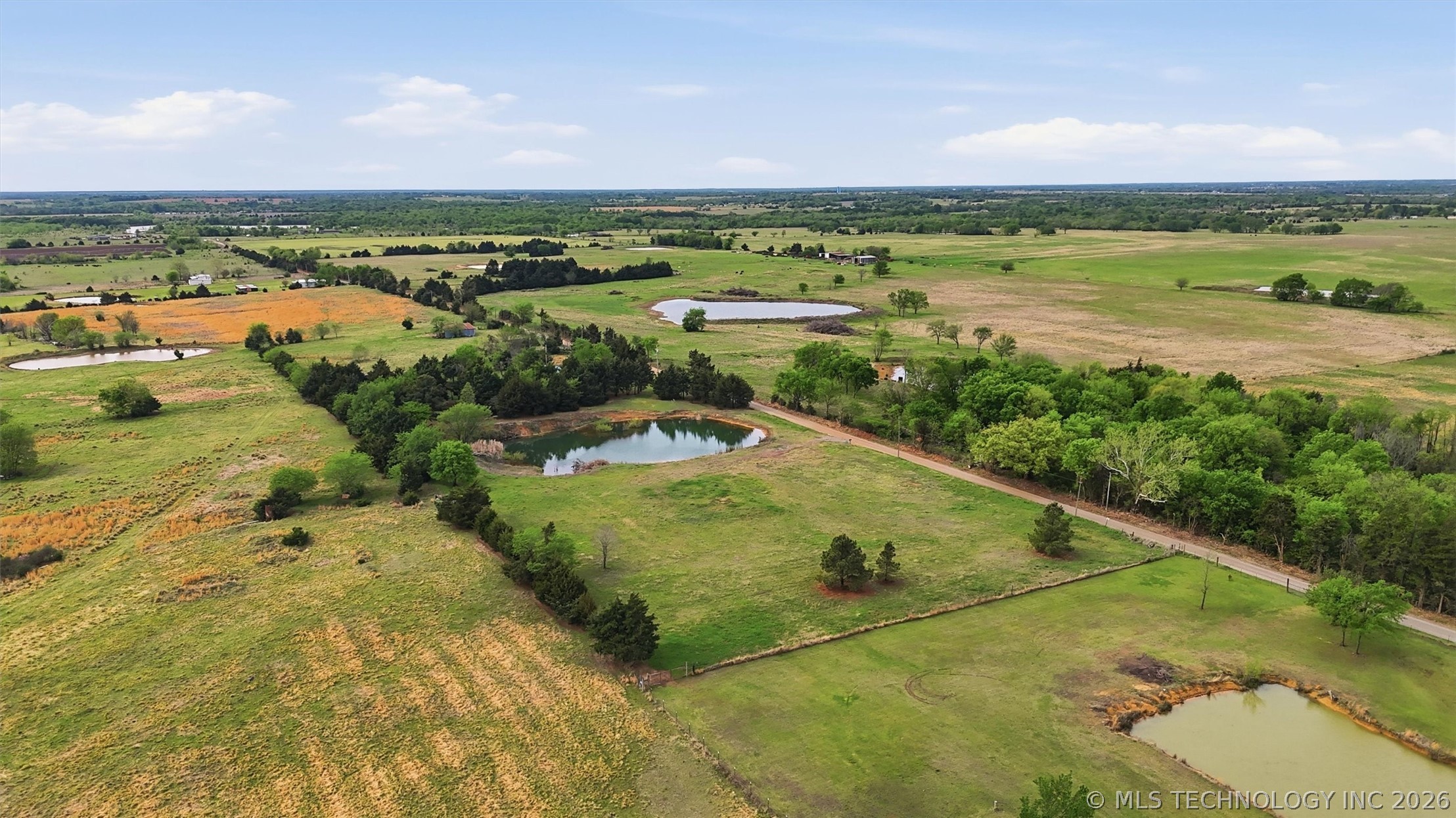 1163 Risner Road Property Photo 7