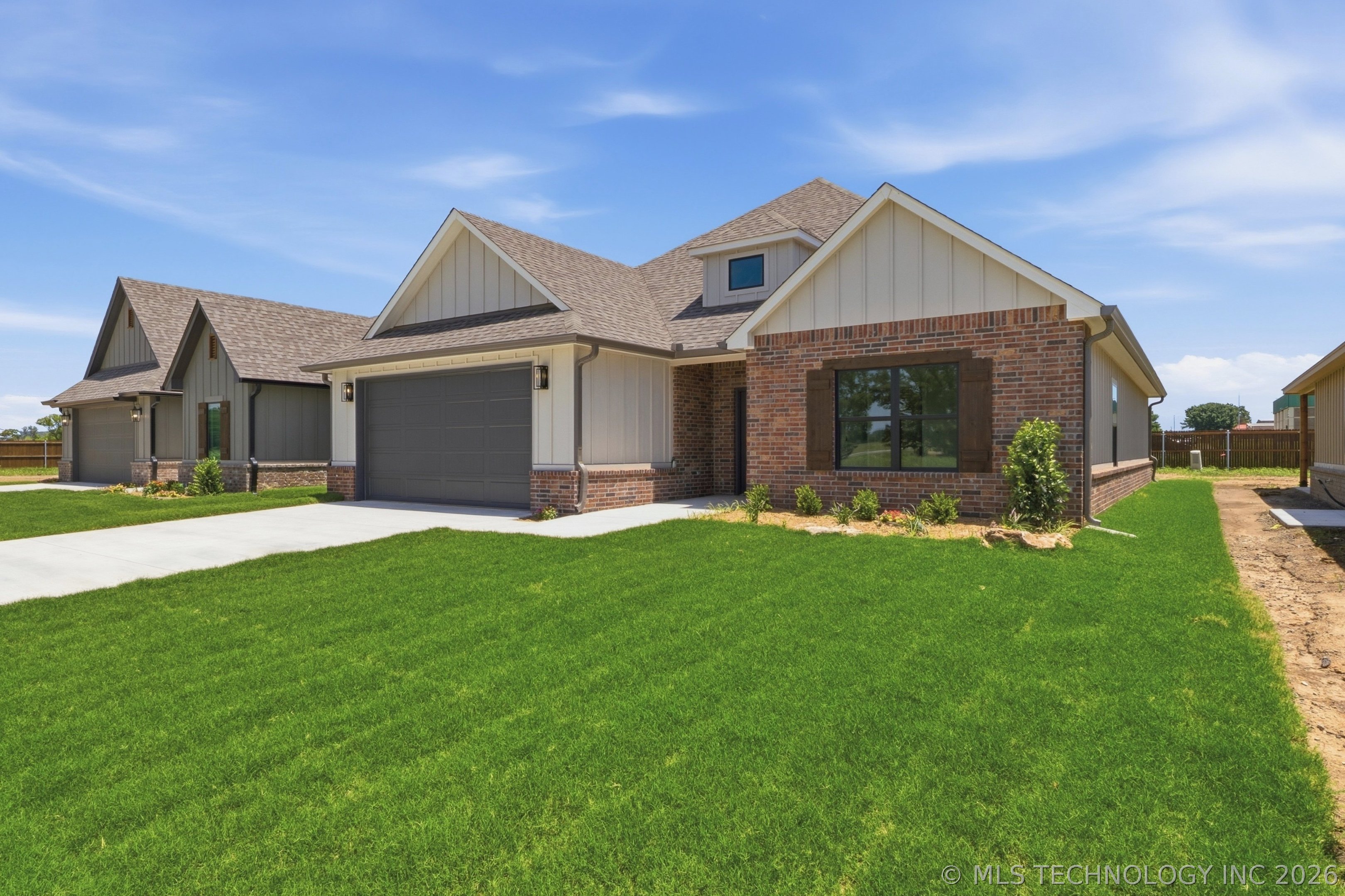 1009 S Chickasaw Street Property Photo 2