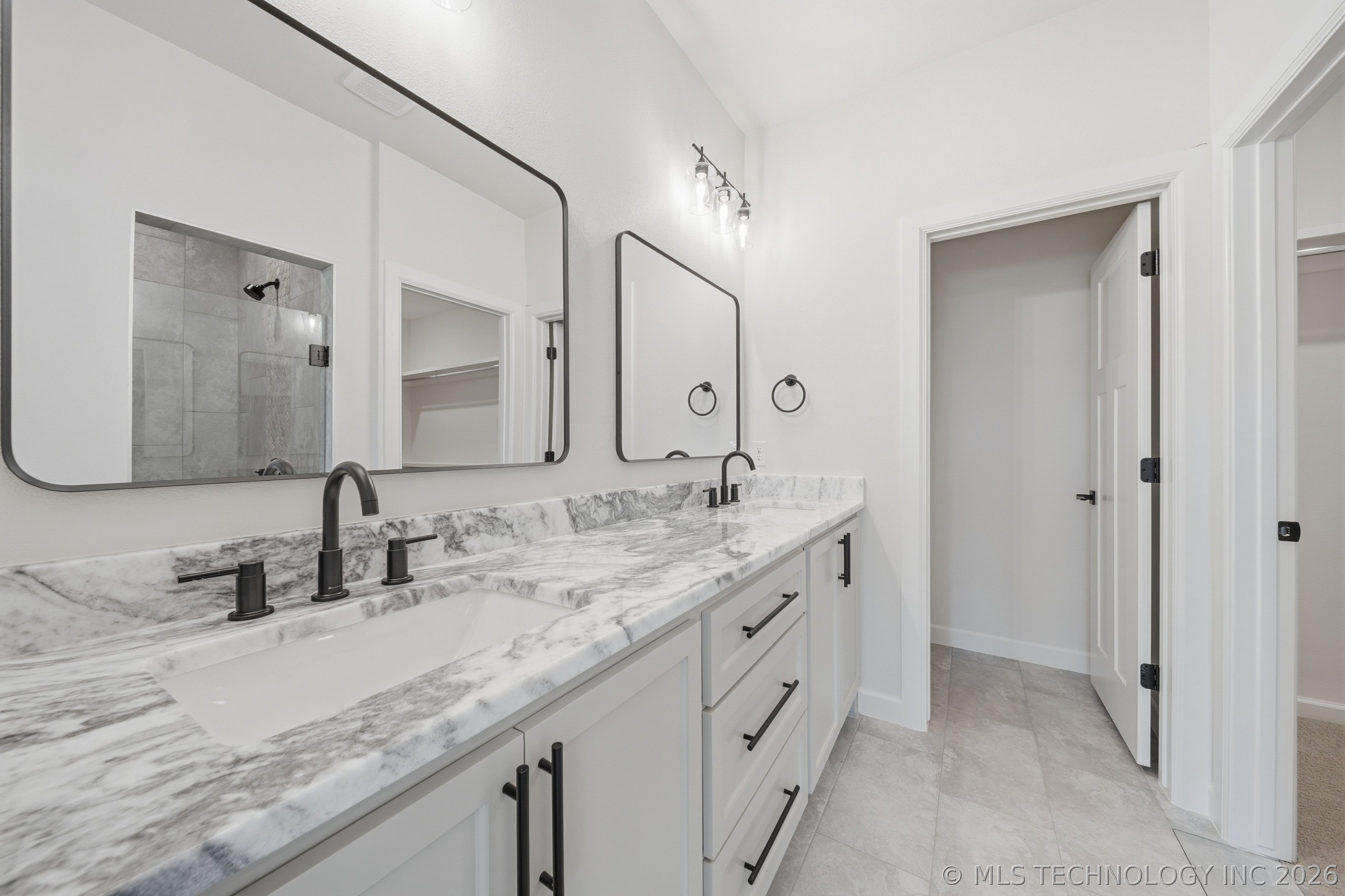 1009 S Chickasaw Street Property Photo 21