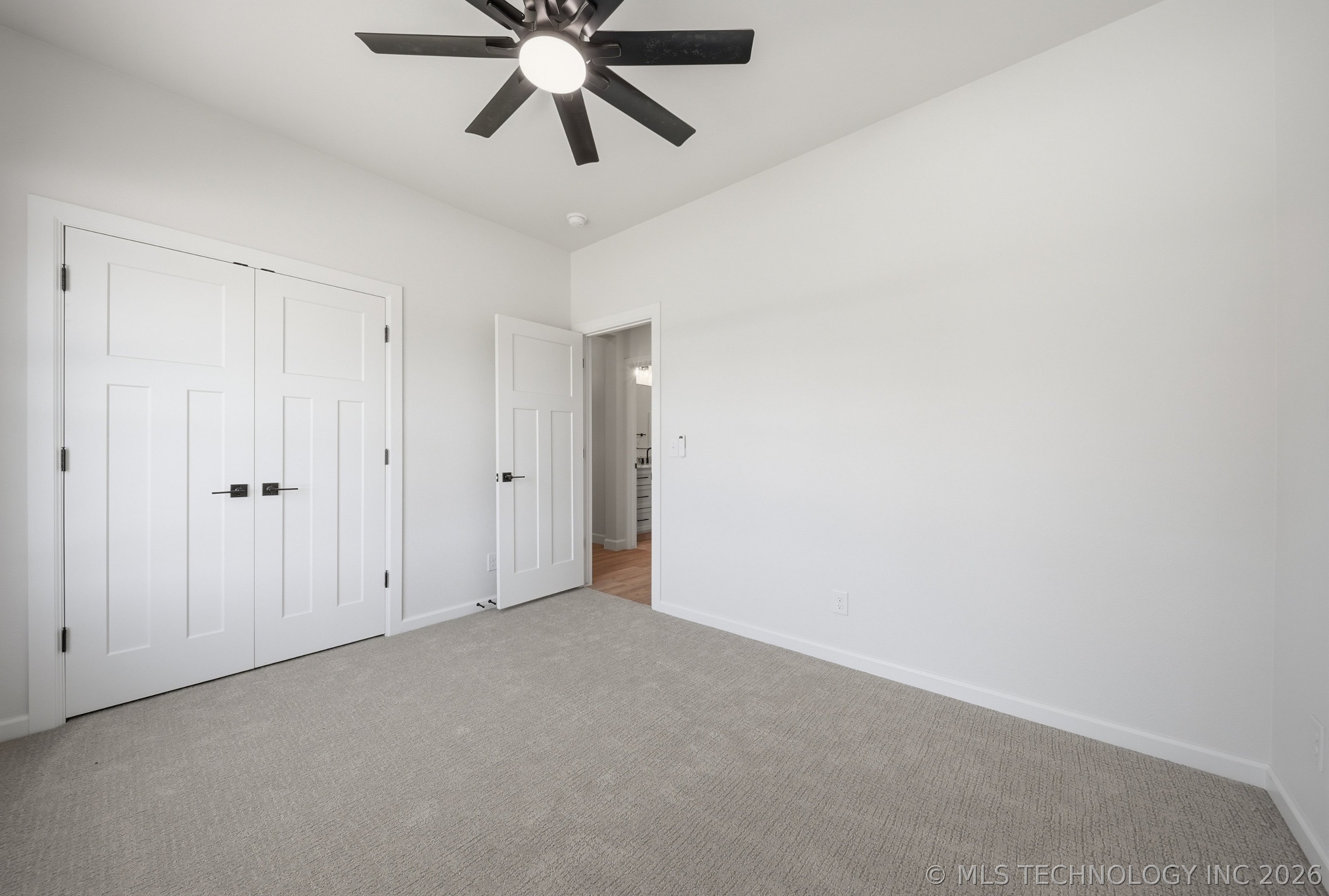 1009 S Chickasaw Street Property Photo 27