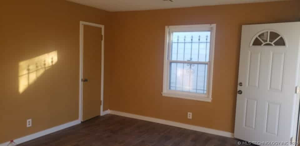 3129 N Lansing Place E Property Photo 5