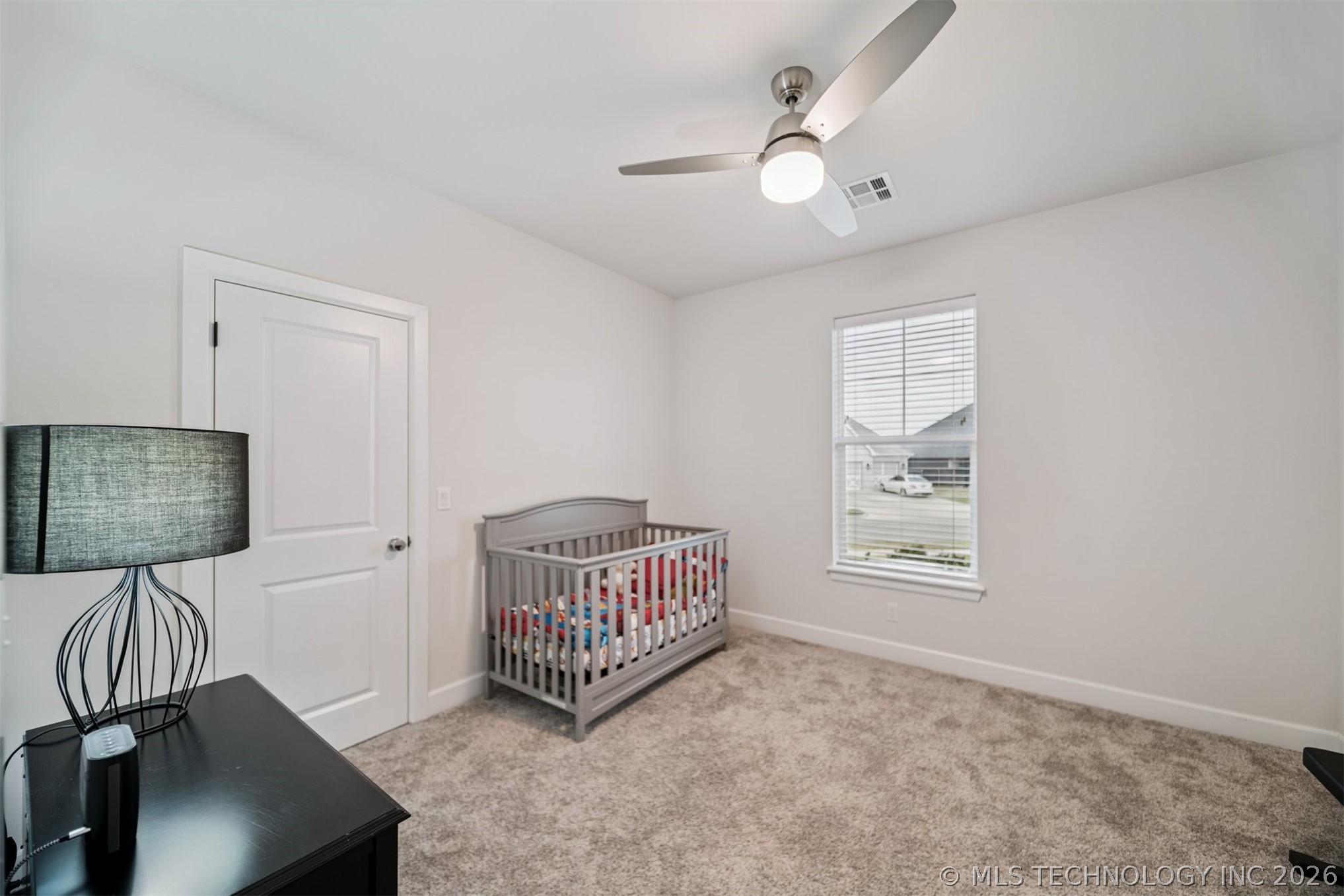 7201 N Hawthorne Lane Property Photo 32