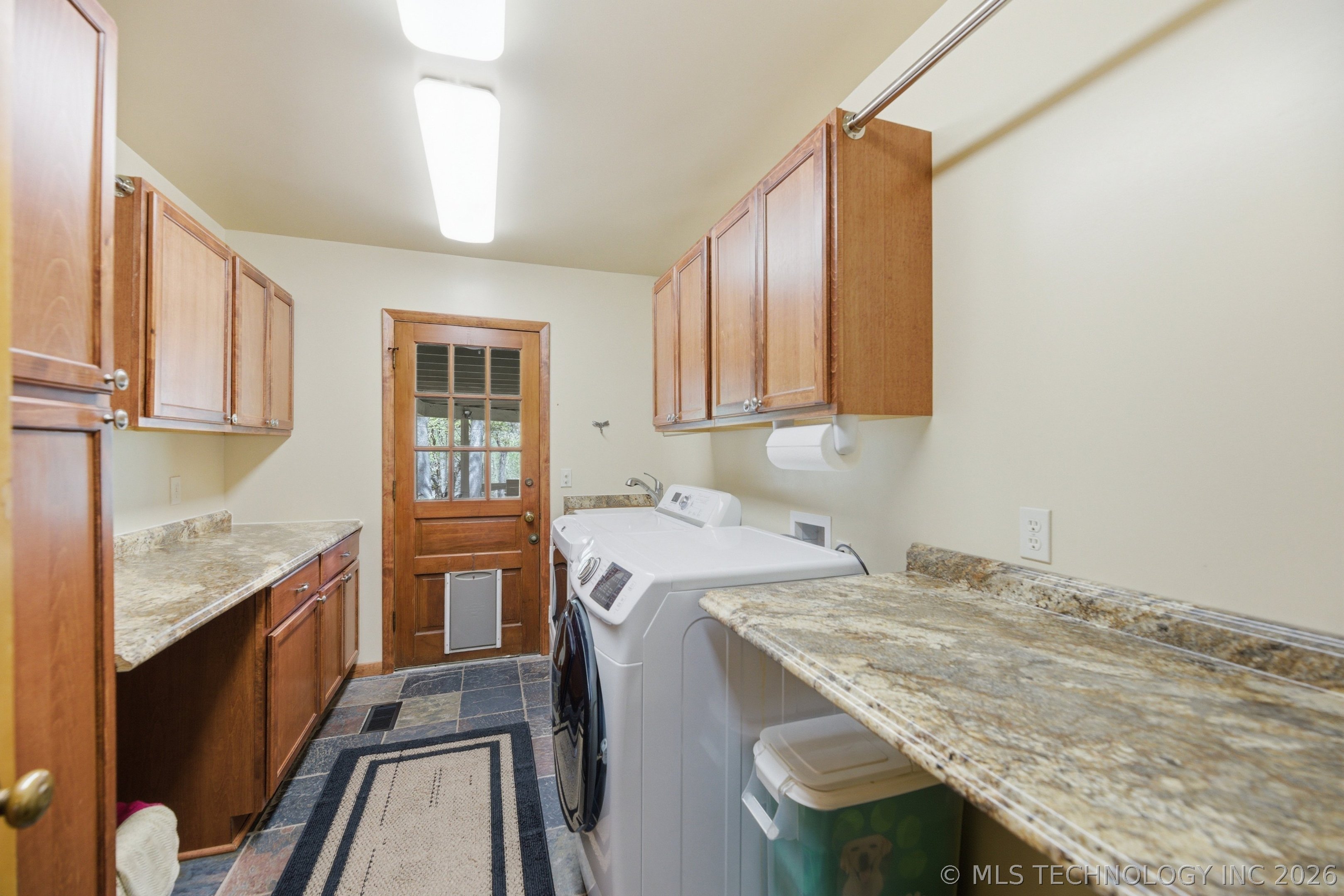 9901 S Sandusky Avenue Property Photo 22