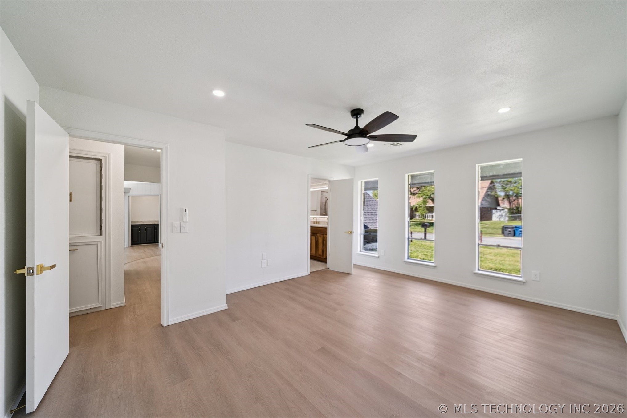 10134 E 25th Street Property Photo 14