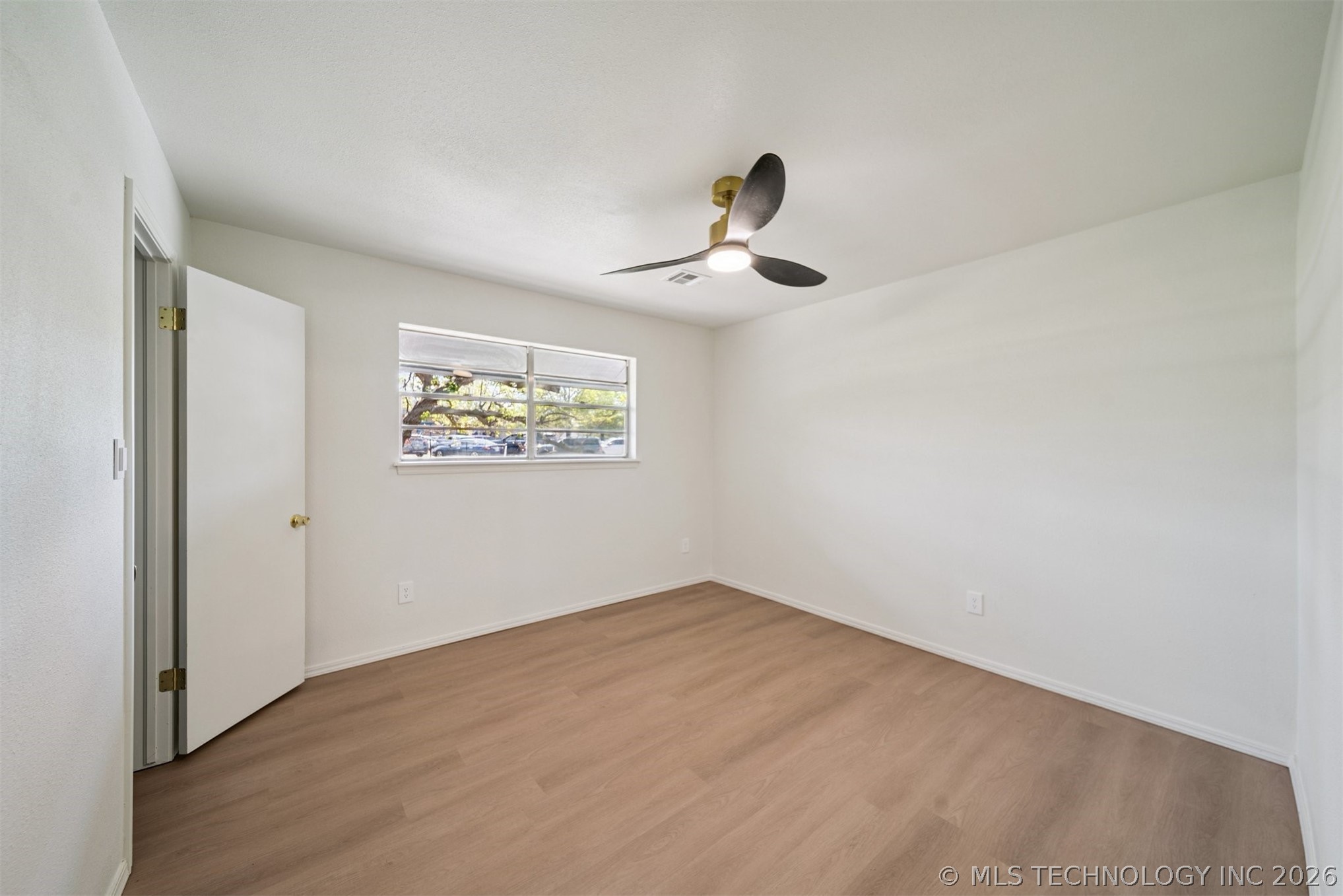 10134 E 25th Street Property Photo 23