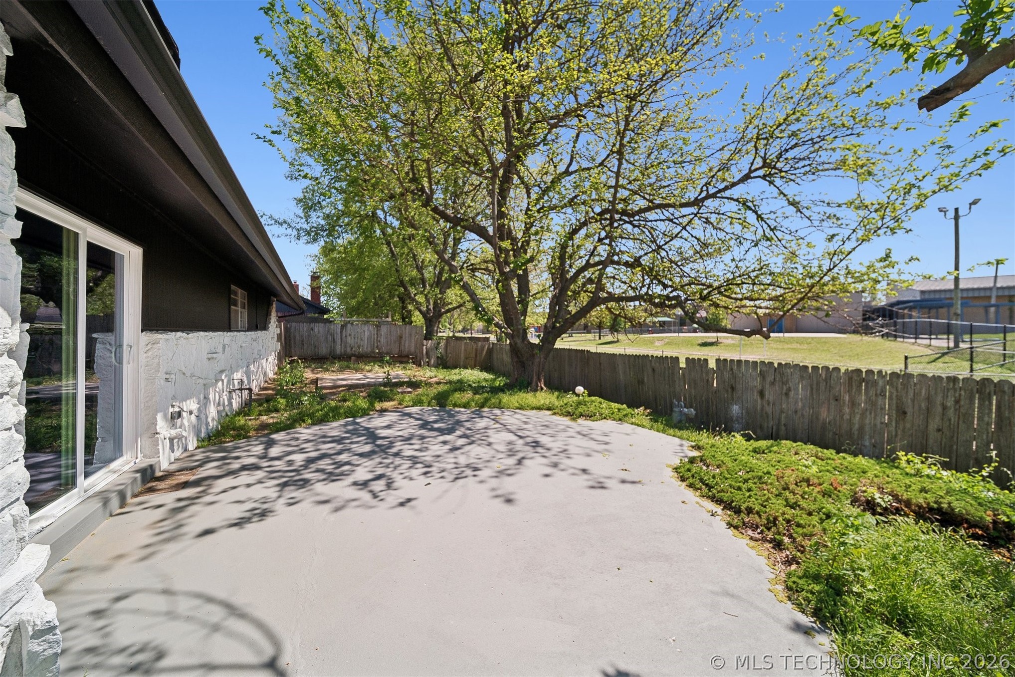 10134 E 25th Street Property Photo 25