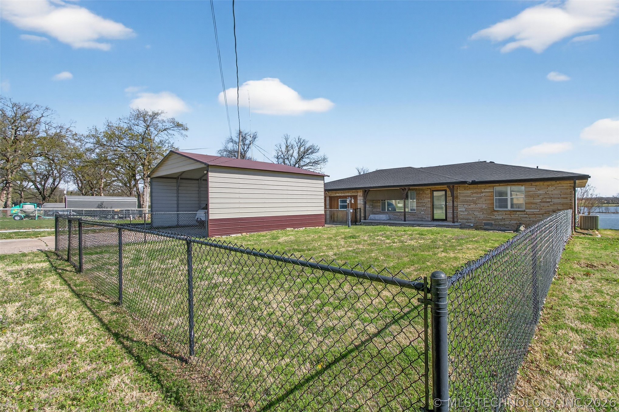 69 Lakeshore Drive Property Photo 8